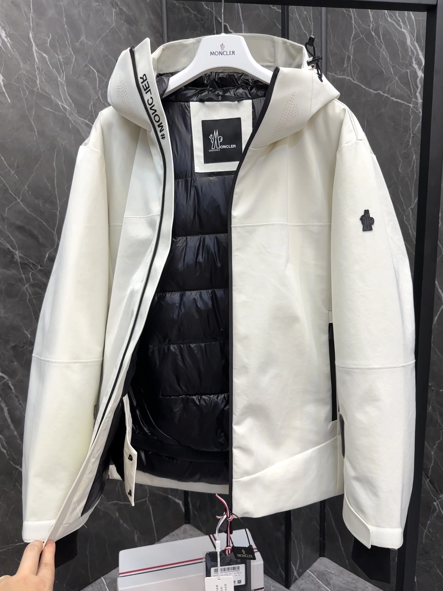 Breathable Moncler Down Jackets 145720