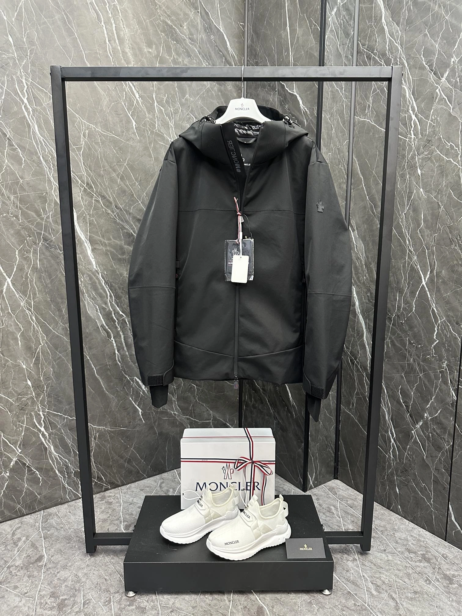 Trendy Moncler Down Jackets 145710