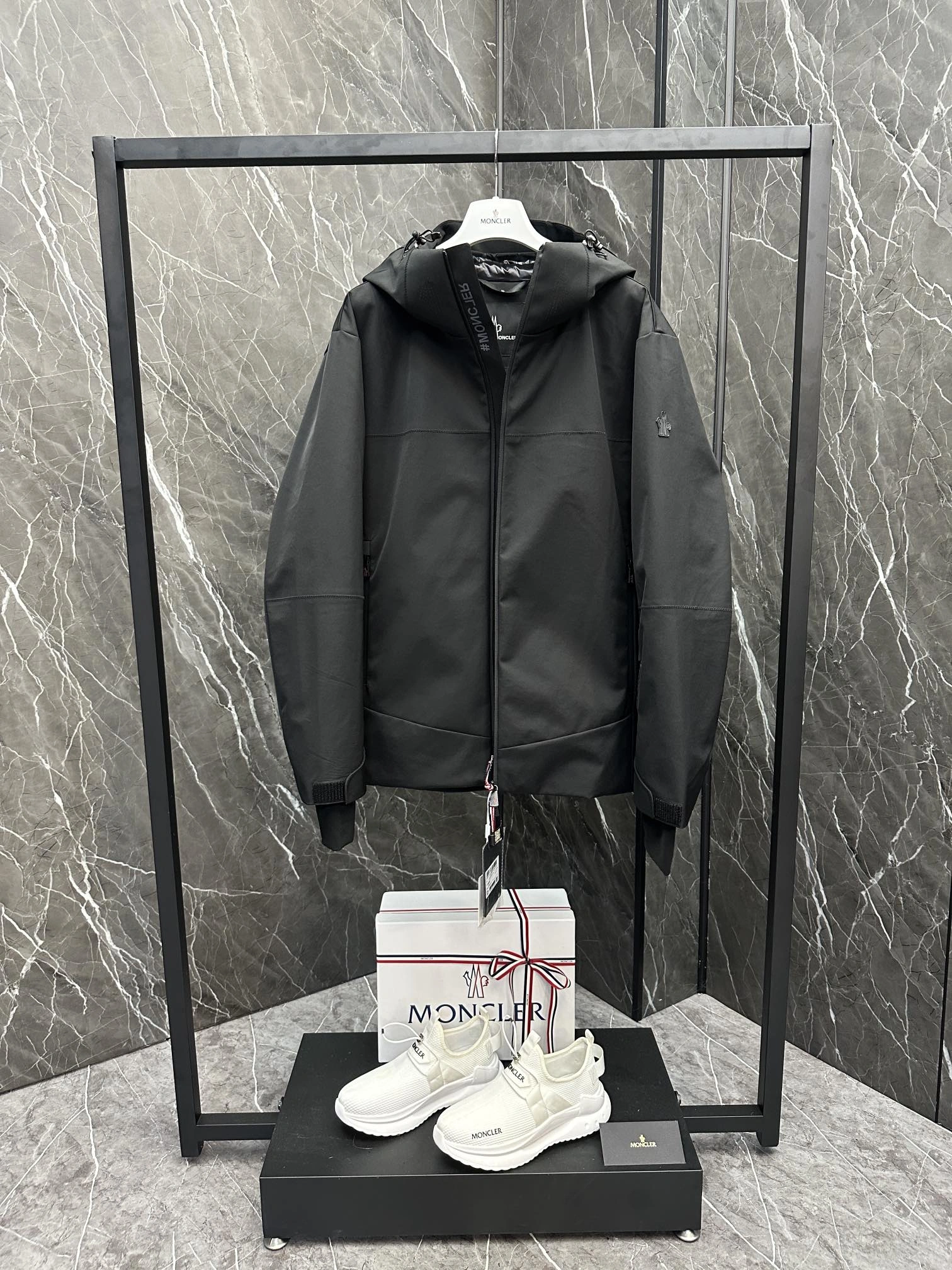 Trendy Moncler Down Jackets 145710
