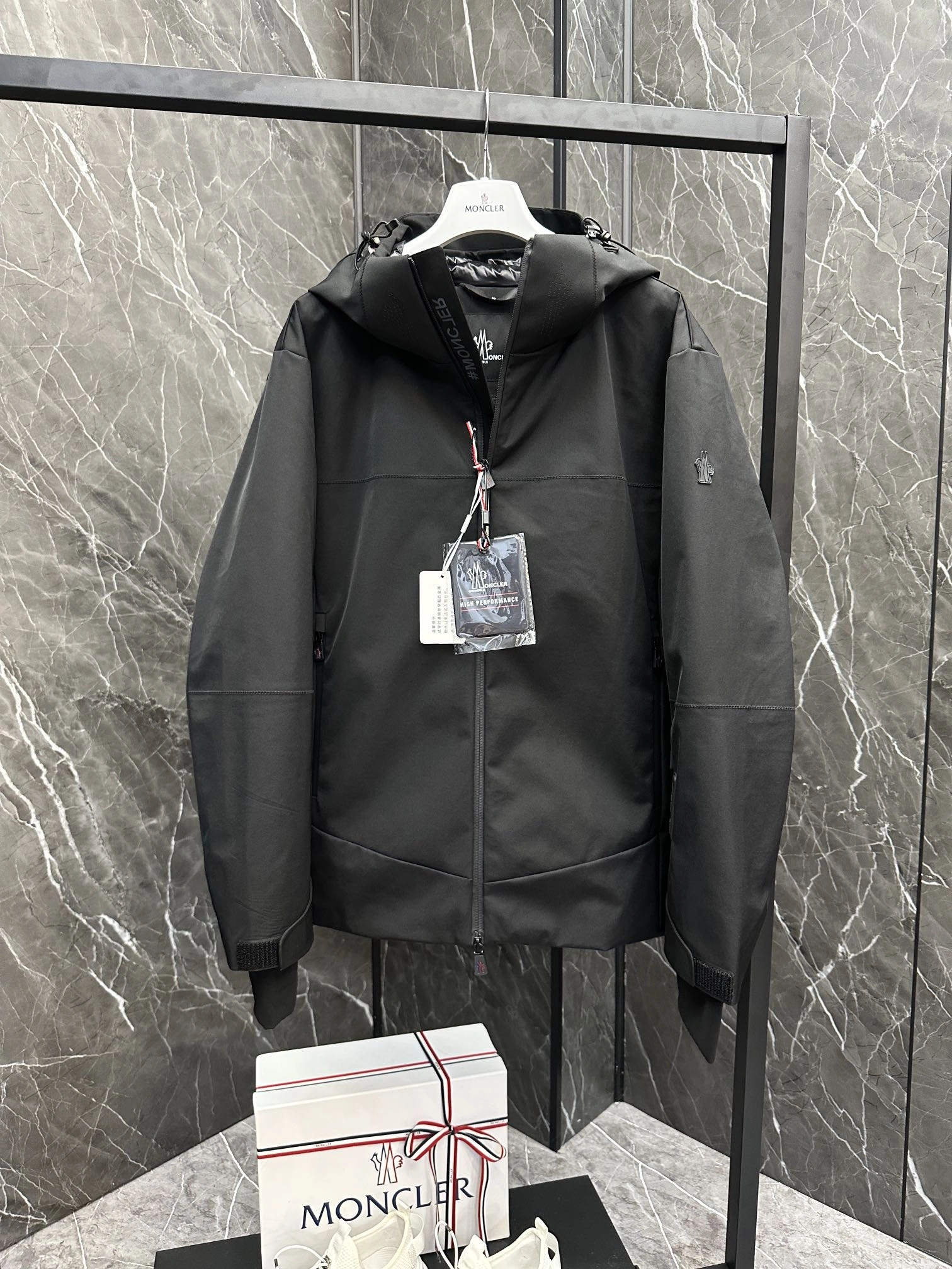 Trendy Moncler Down Jackets 145710