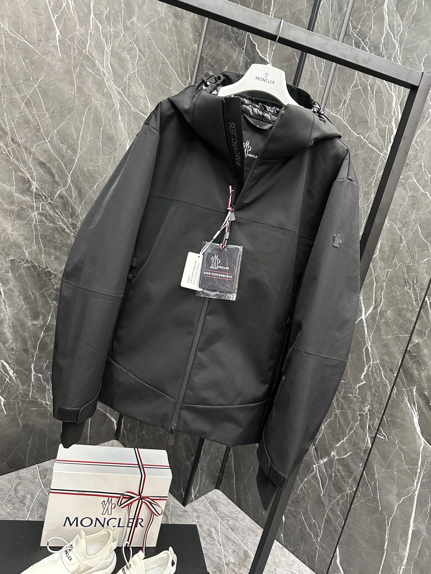 Trendy Moncler Down Jackets 145710