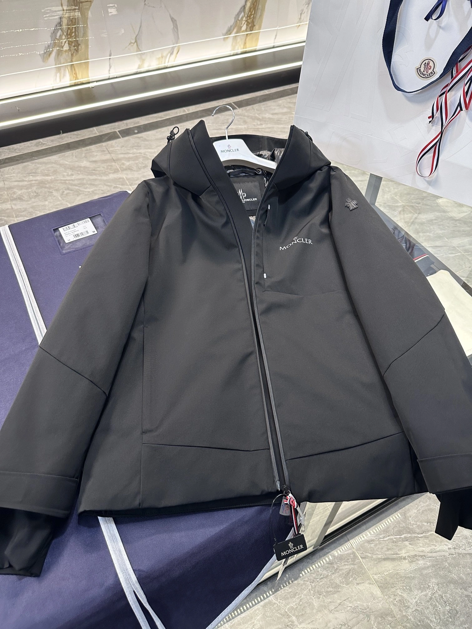 Moncler Down Jackets Seasonal 145704