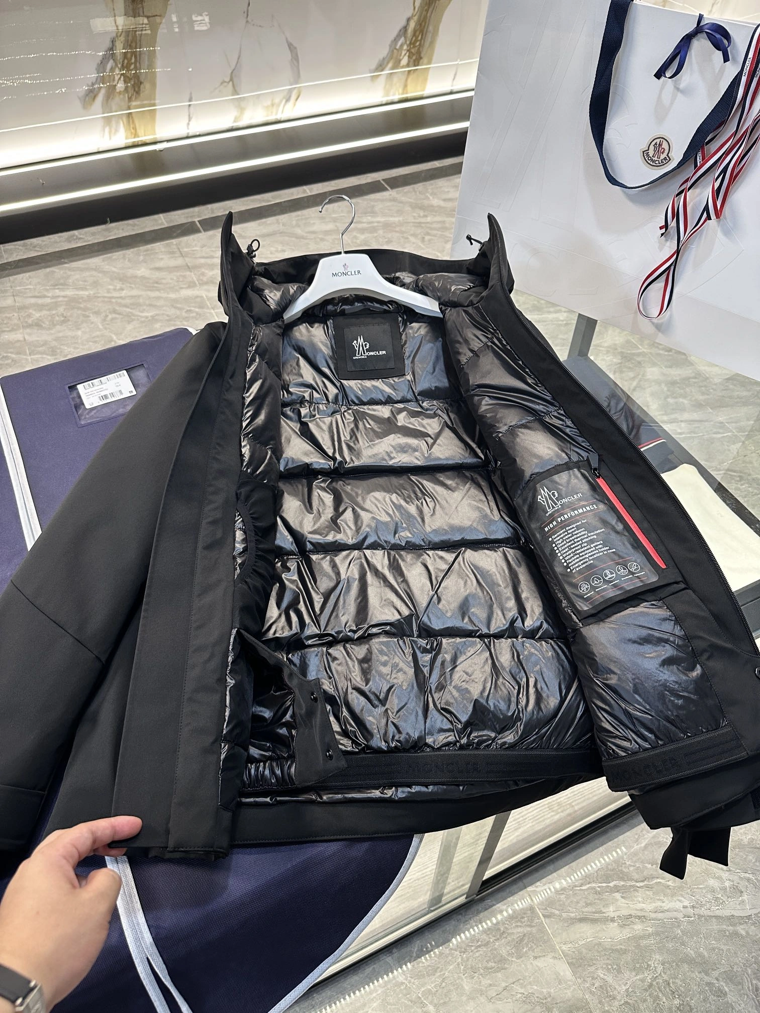 Moncler Down Jackets Seasonal 145704