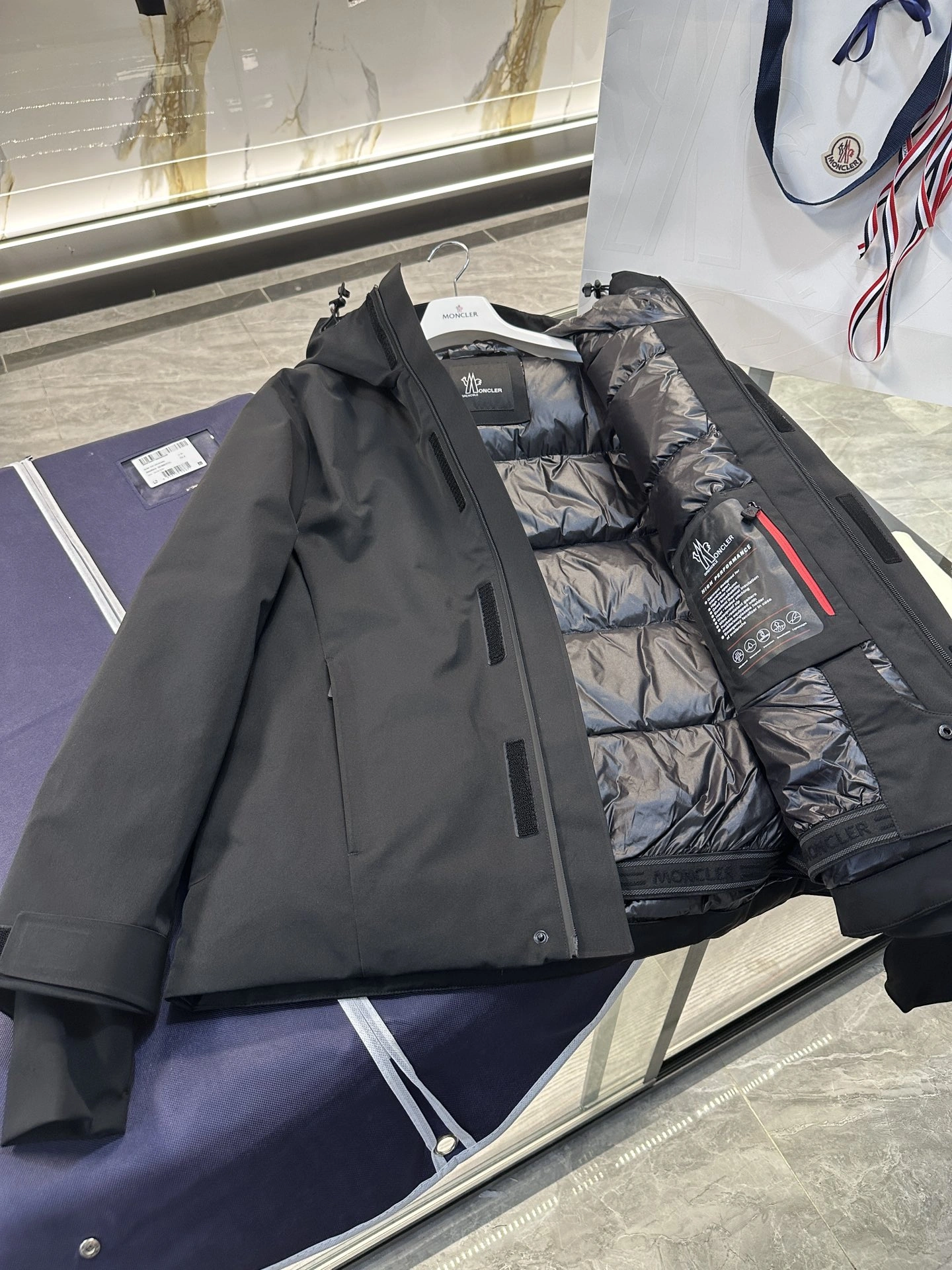 Moncler Down Jackets FastDry 145714