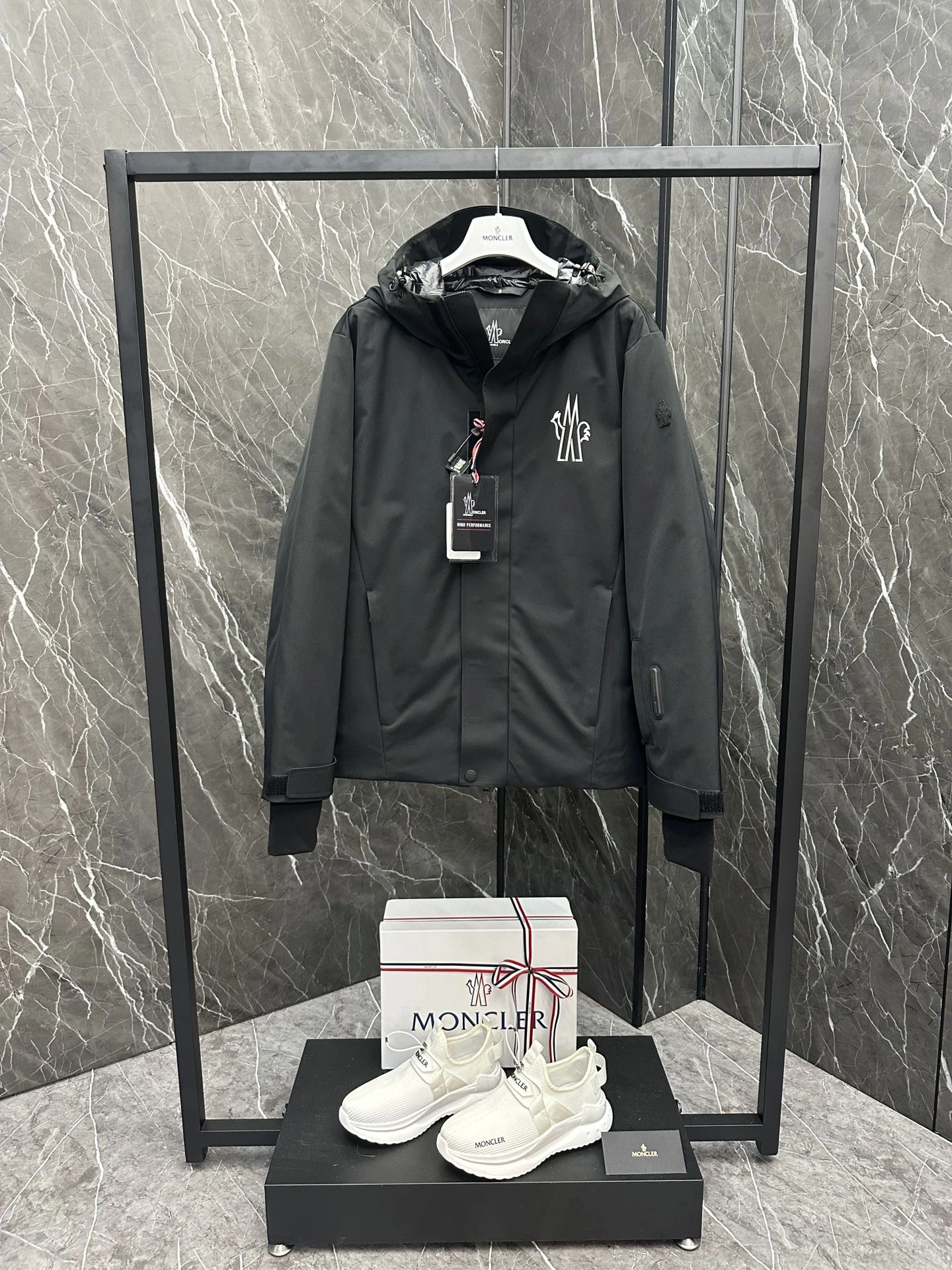 Moncler Down Jackets OdorResistant 145715