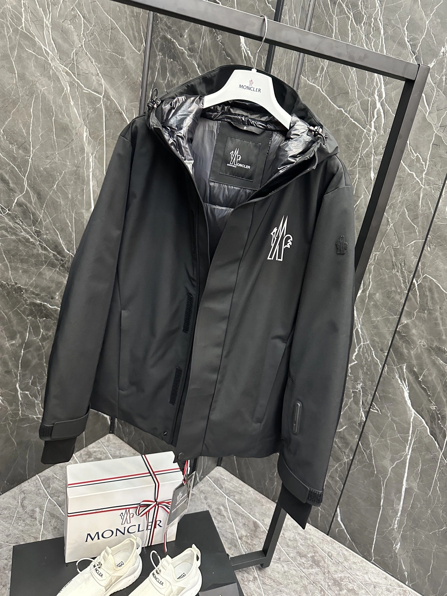 Moncler Down Jackets OdorResistant 145715