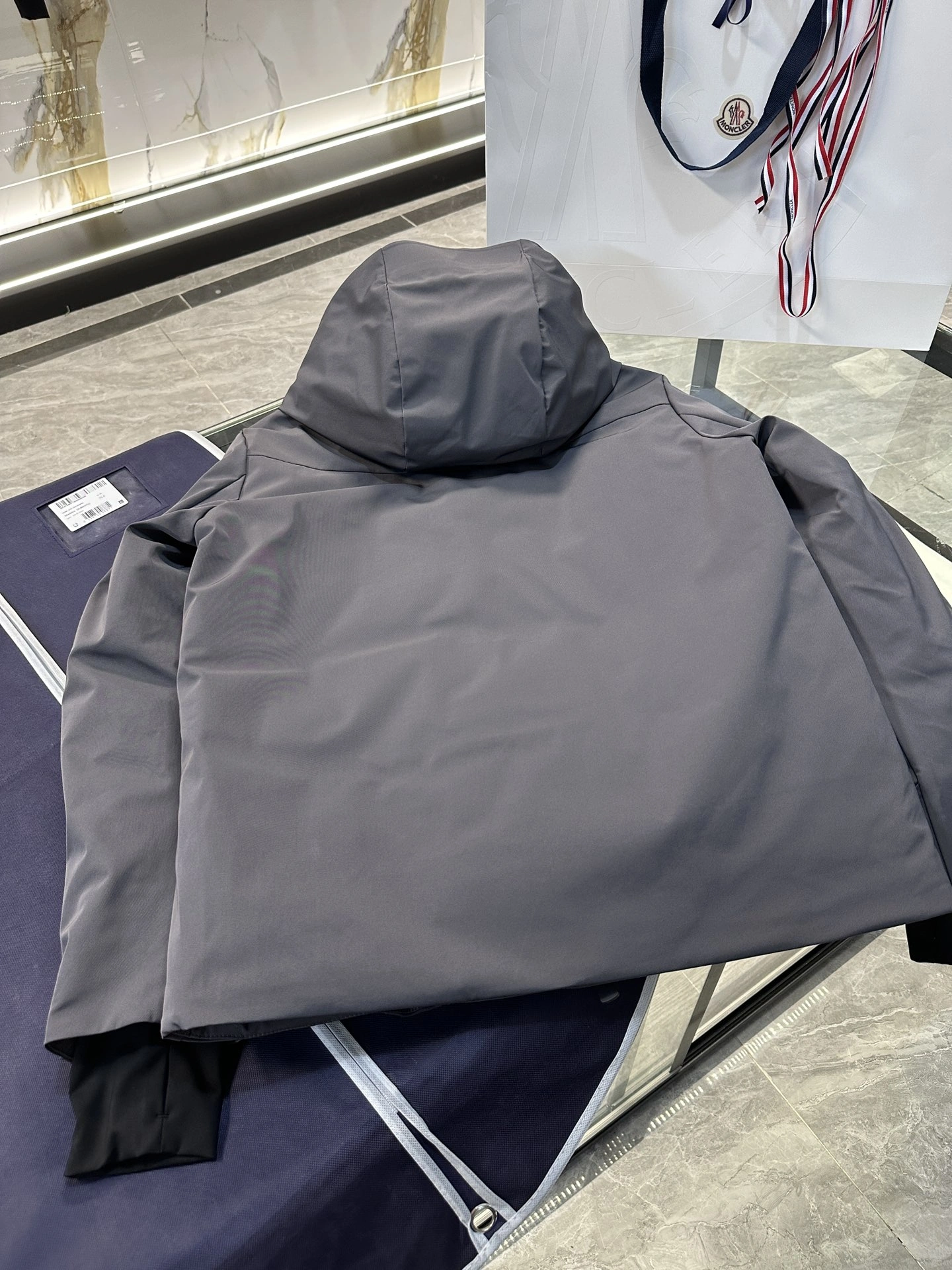 Moncler Down Jackets Unisex 145698