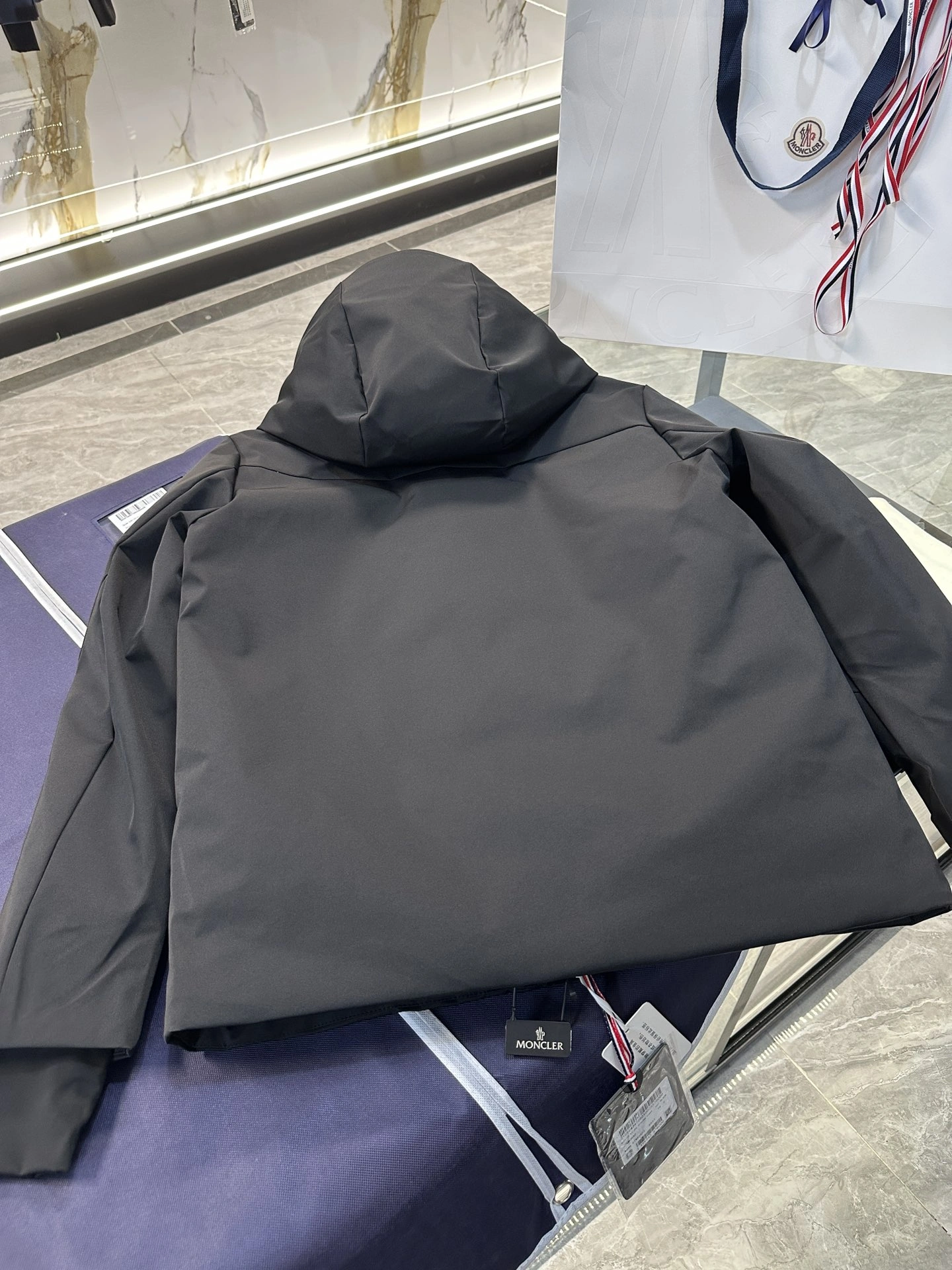 Breathable Moncler Down Jackets 145706