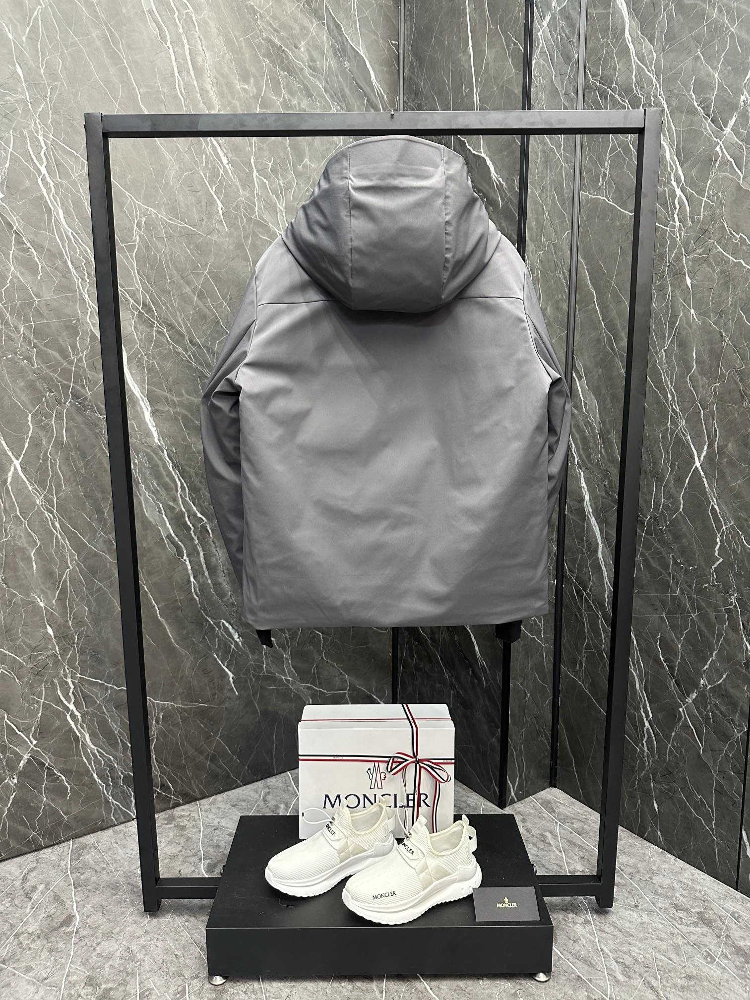 Moncler Down Jackets FastDry 145716