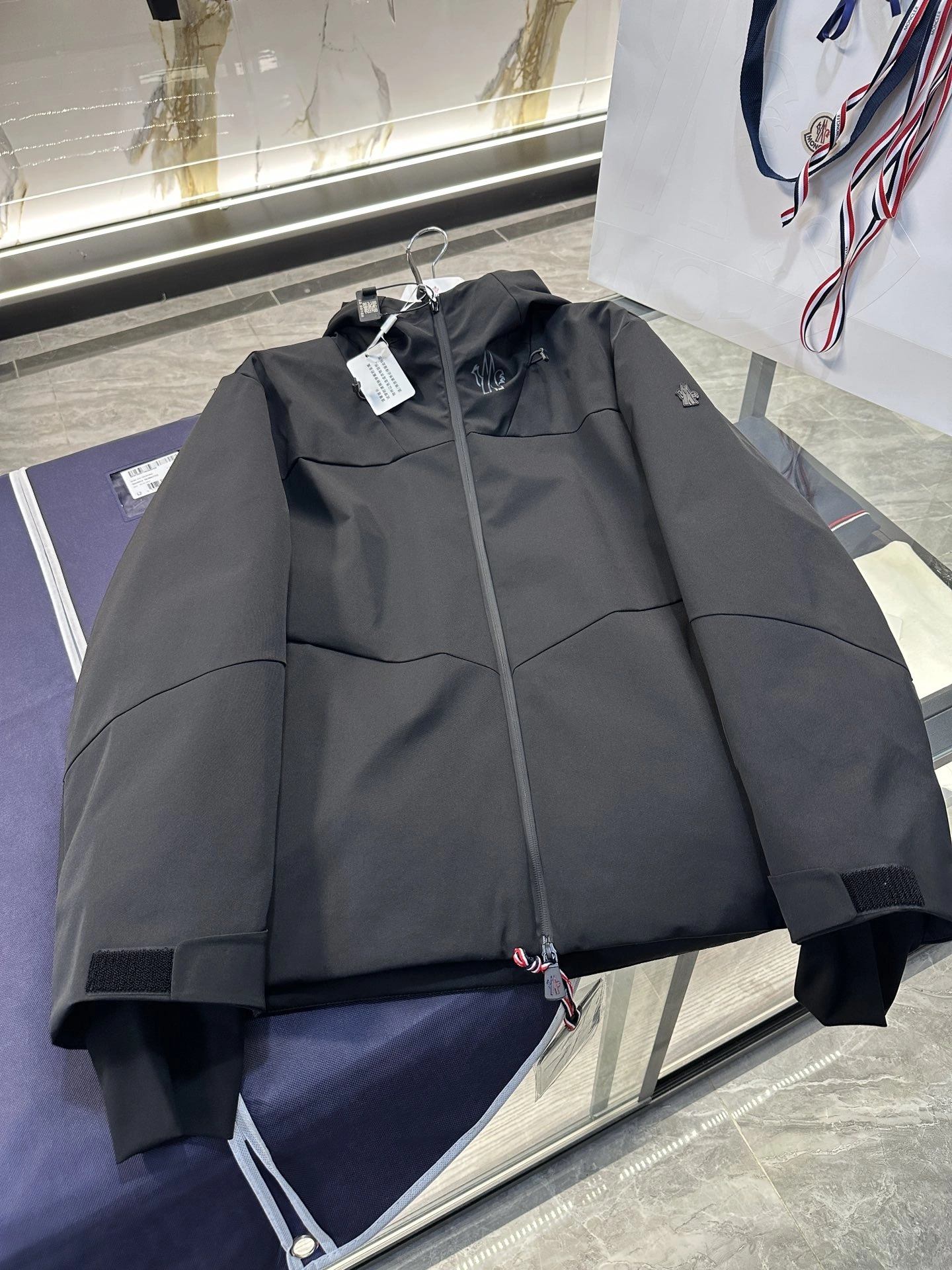 Breathable Moncler Down Jackets 145700