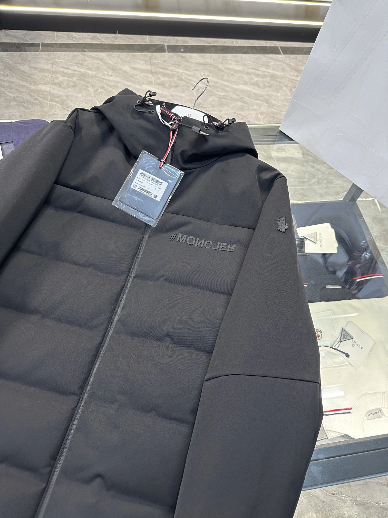 MultiPurpose Moncler Down Jackets 145705