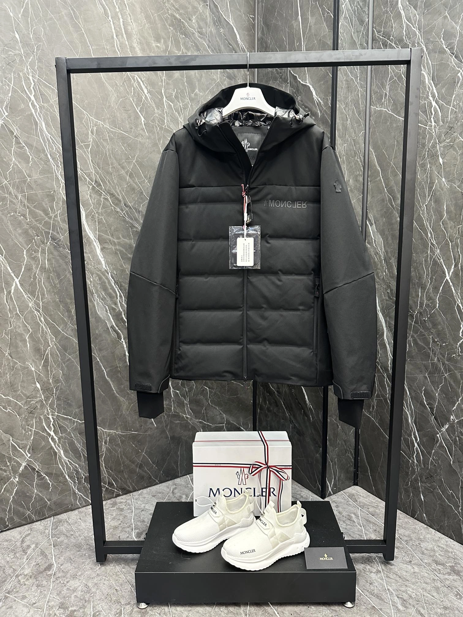 StreetReady Moncler Down Jackets 145721
