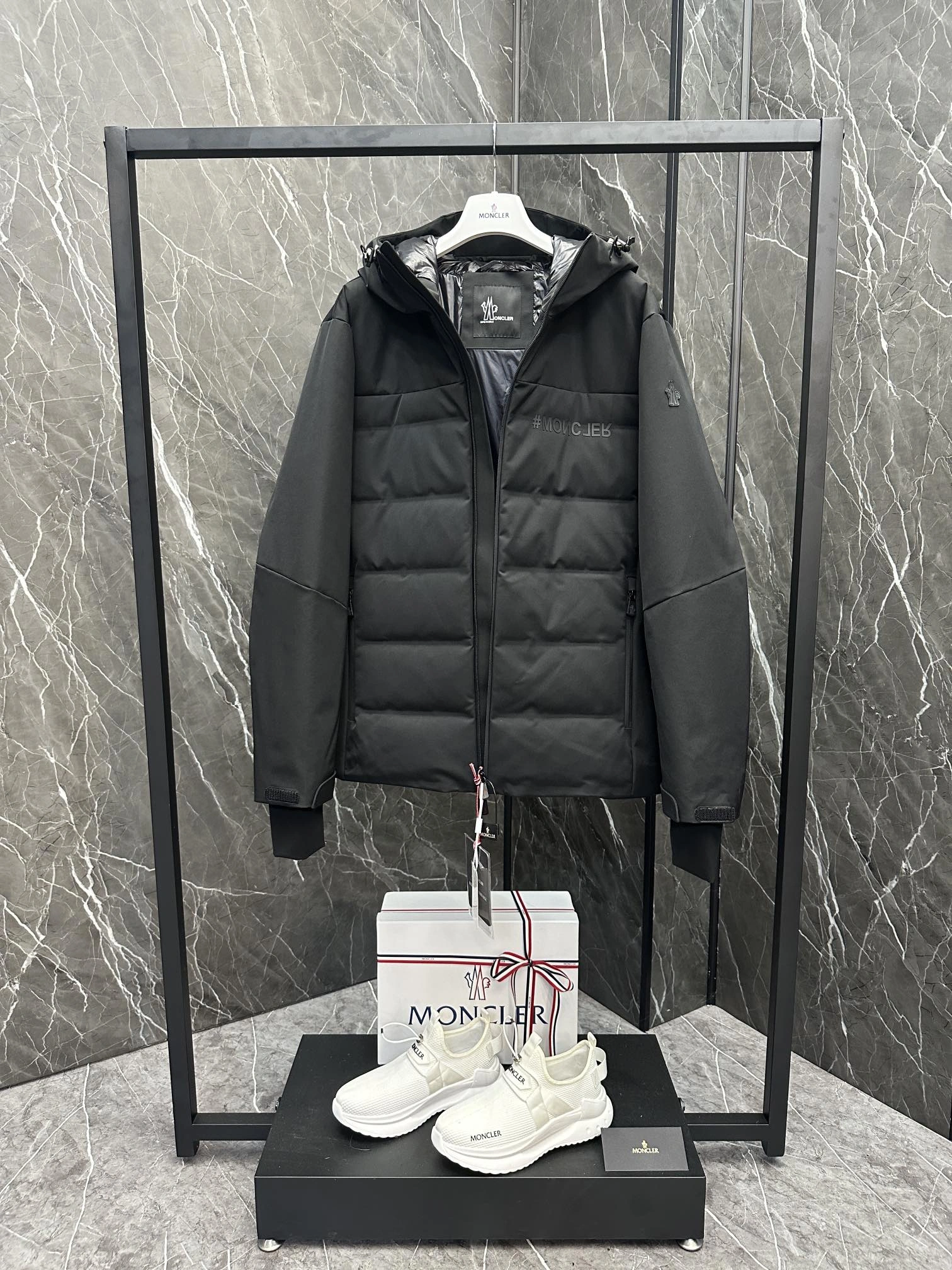StreetReady Moncler Down Jackets 145721