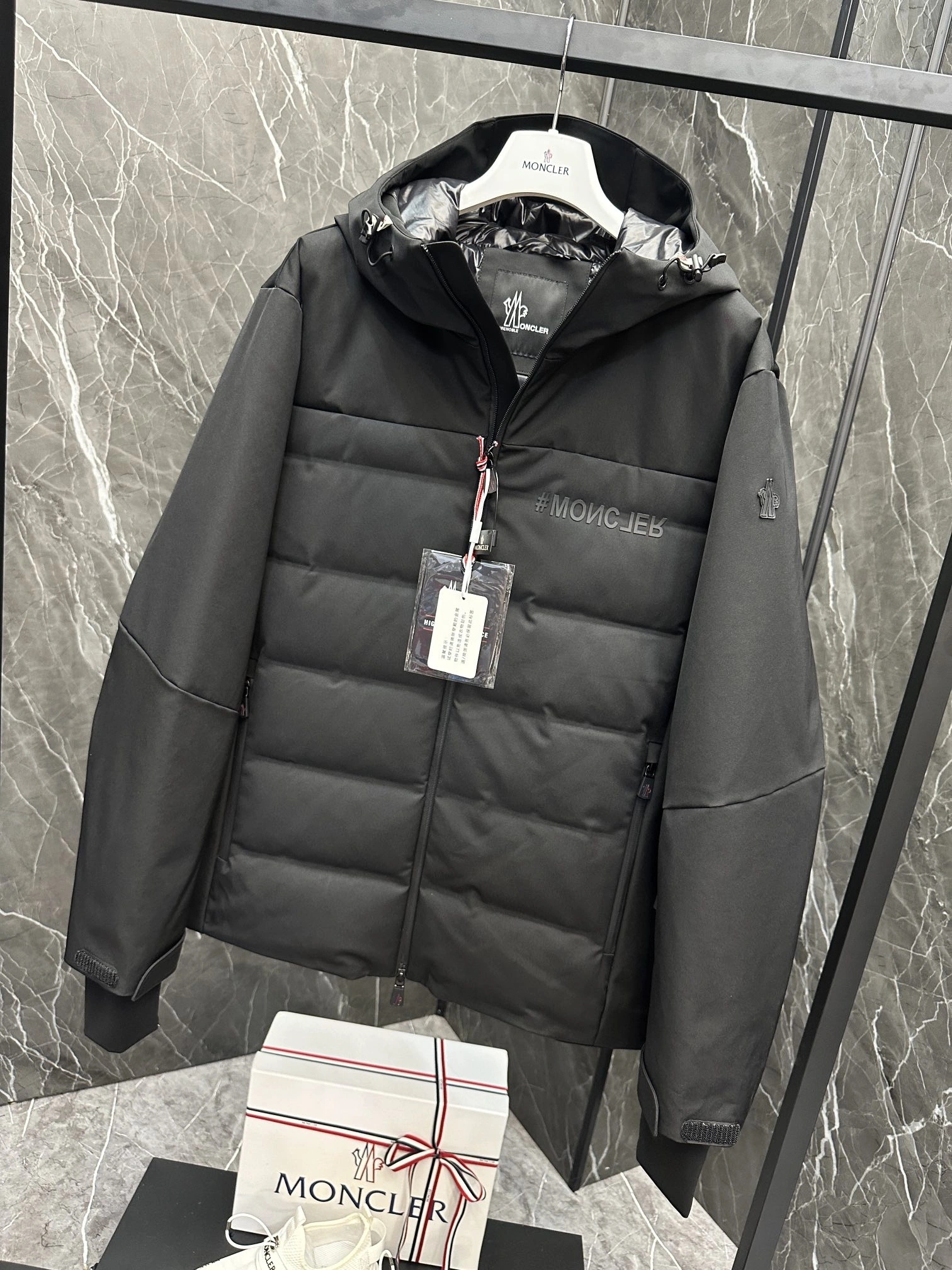 StreetReady Moncler Down Jackets 145721