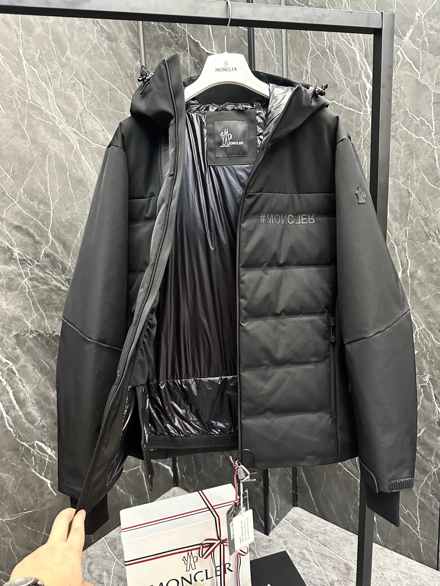 StreetReady Moncler Down Jackets 145721
