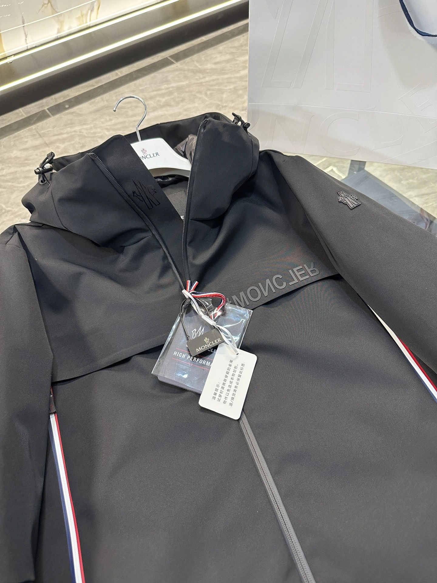 Seasonal Moncler Down Jackets 145696