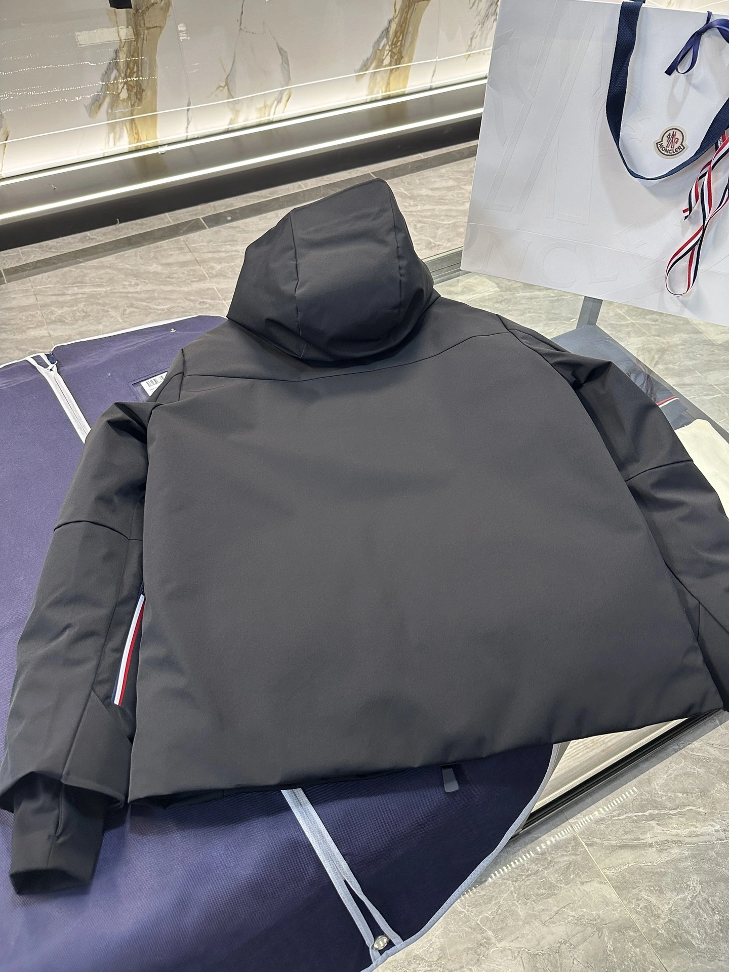 Seasonal Moncler Down Jackets 145696