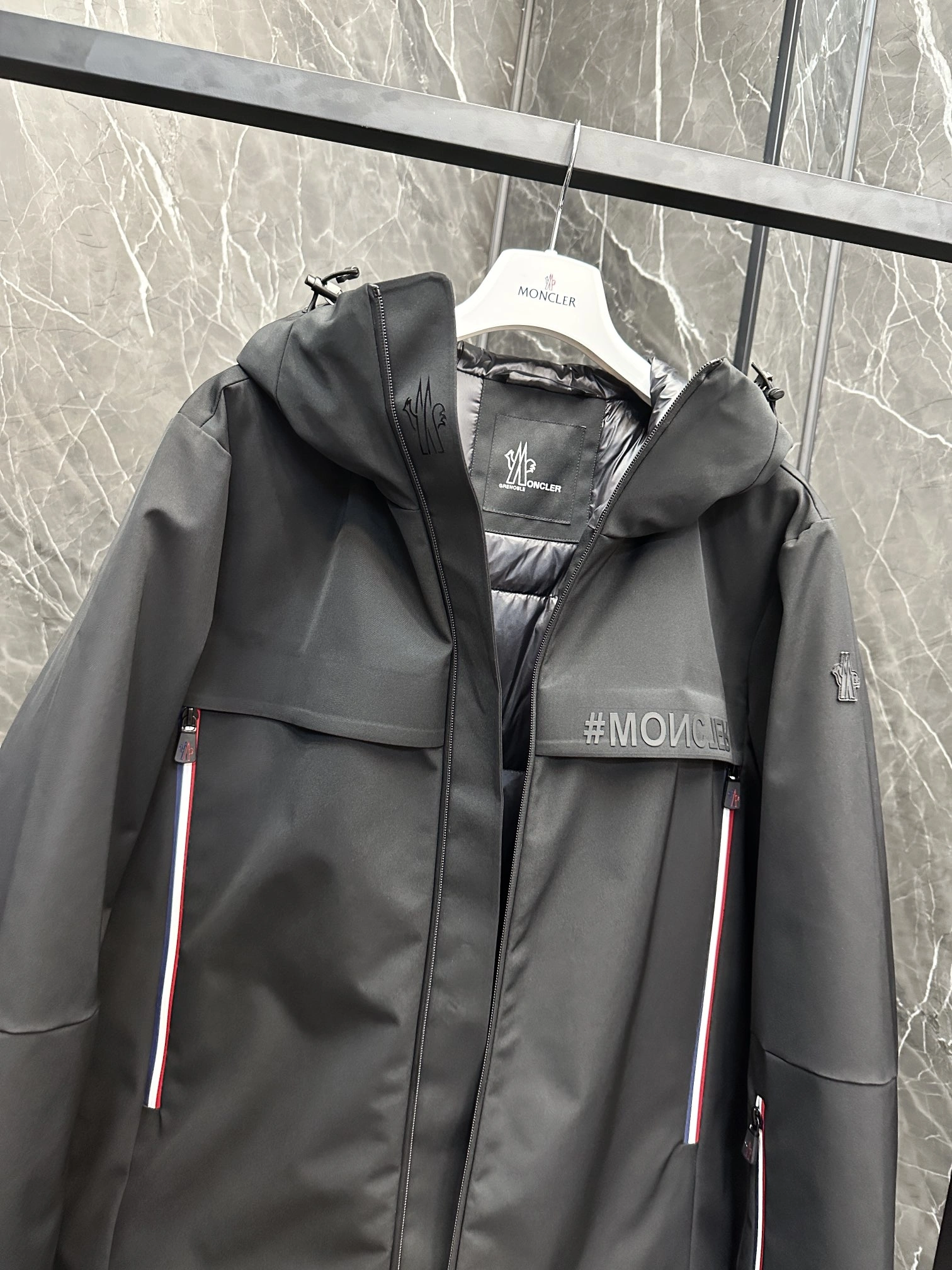 Moncler Down Jackets Casual 145711