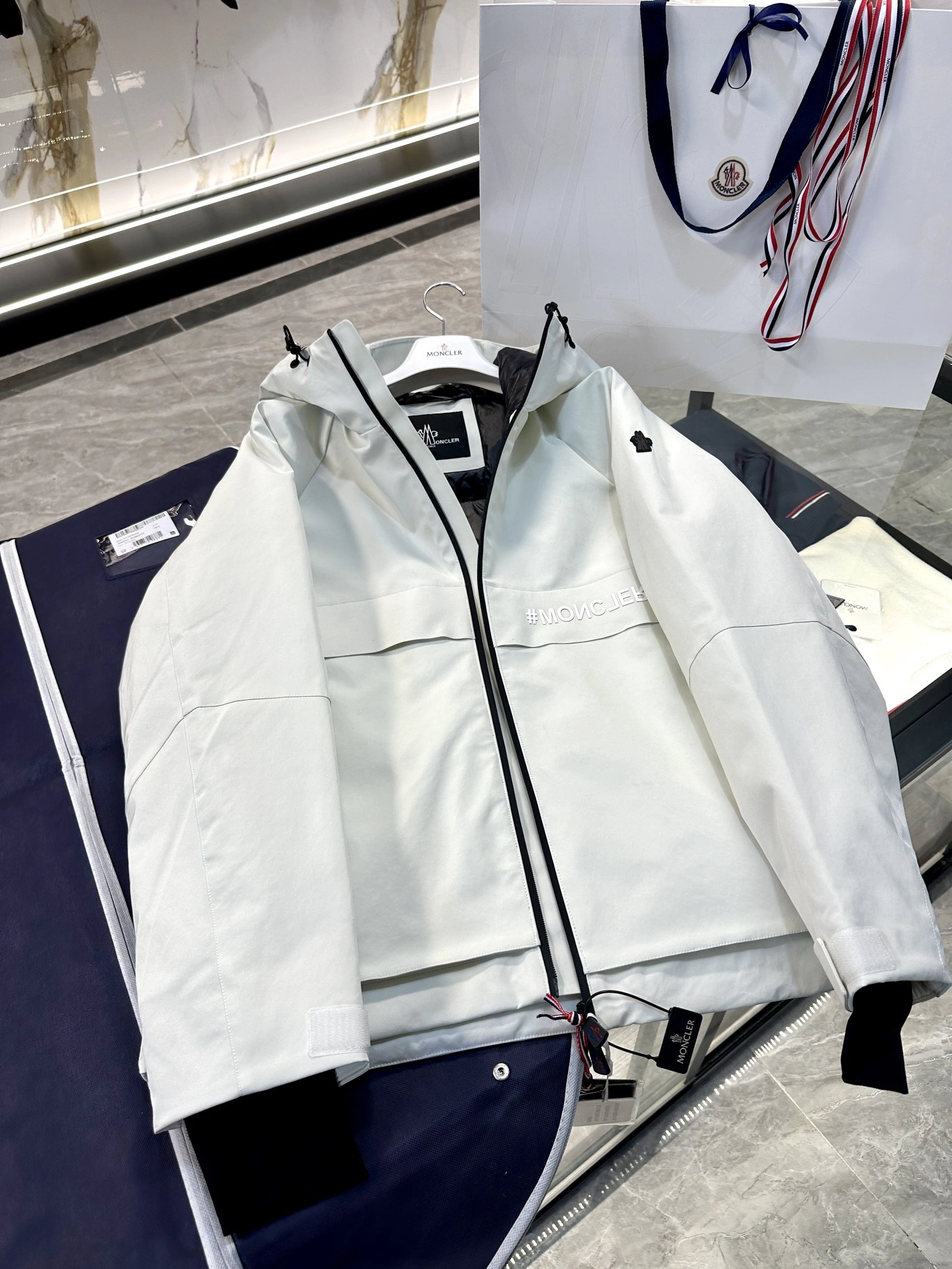 ComfortFit Moncler Down Jackets 145695