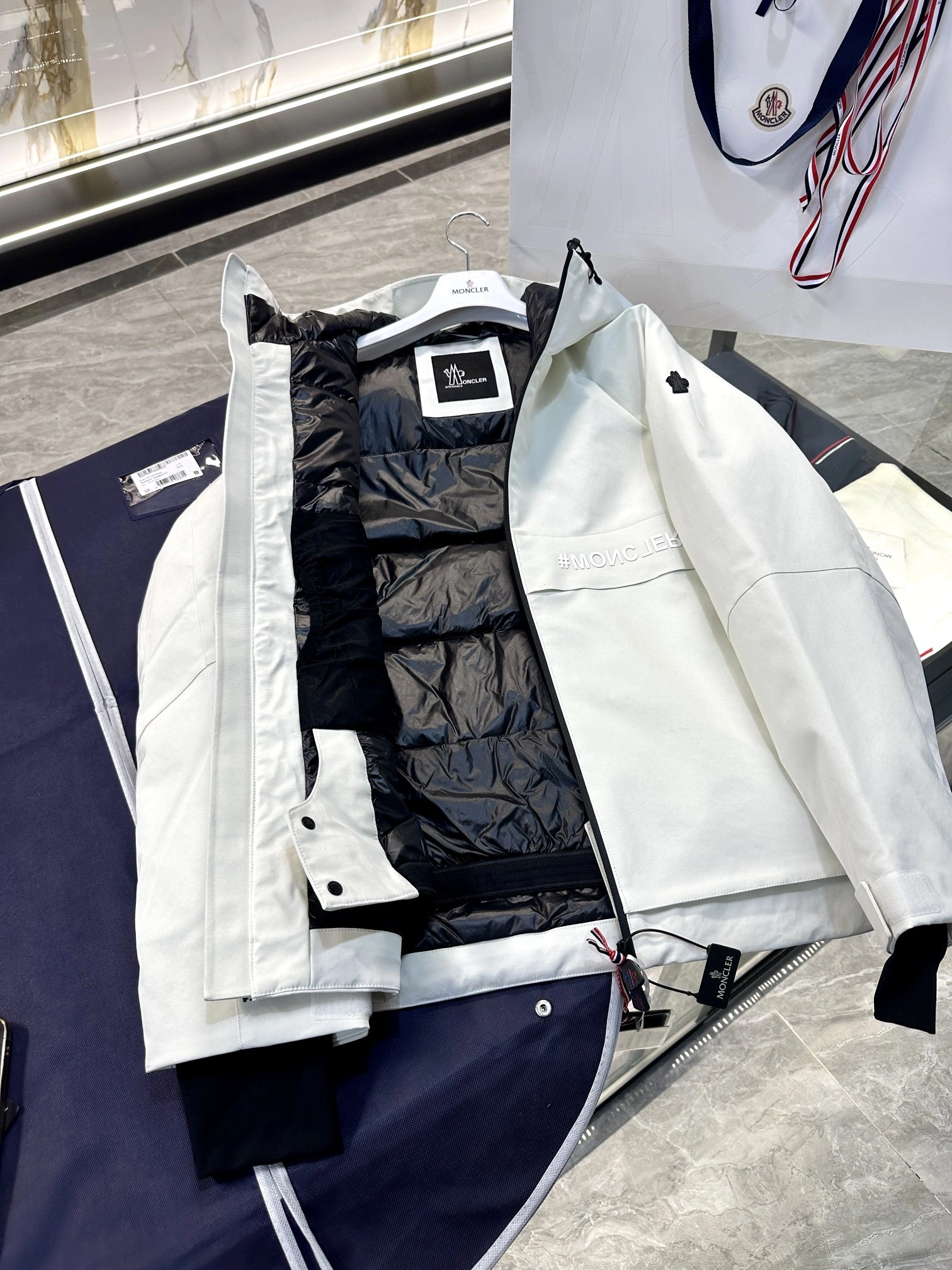 ComfortFit Moncler Down Jackets 145695