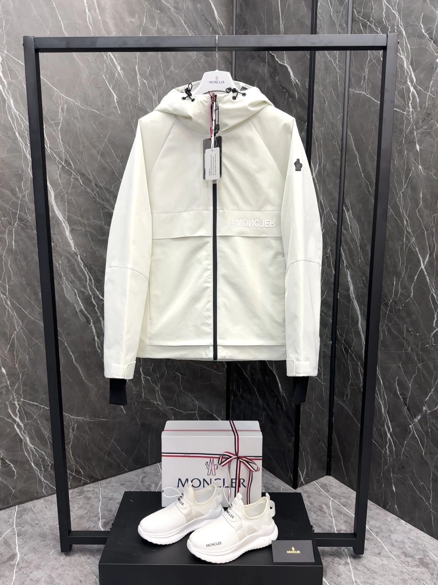 Functional Moncler Down Jackets 145694