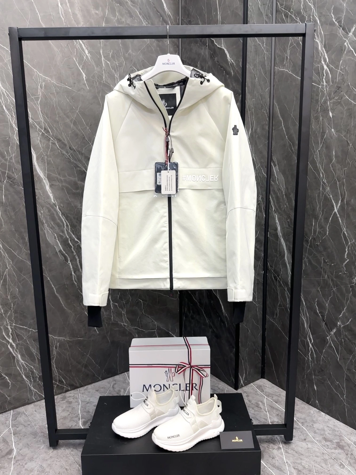 Functional Moncler Down Jackets 145694