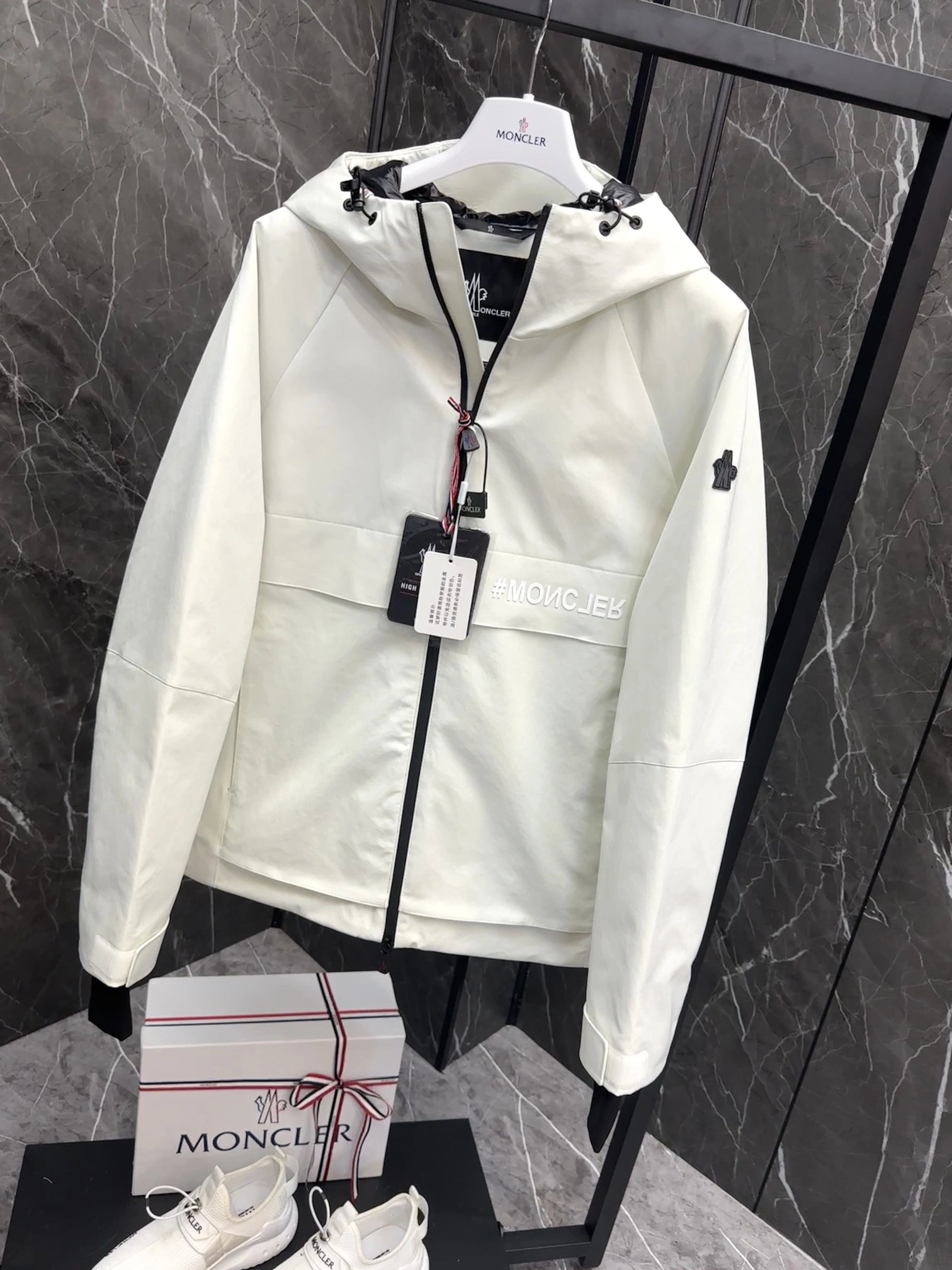 Functional Moncler Down Jackets 145694