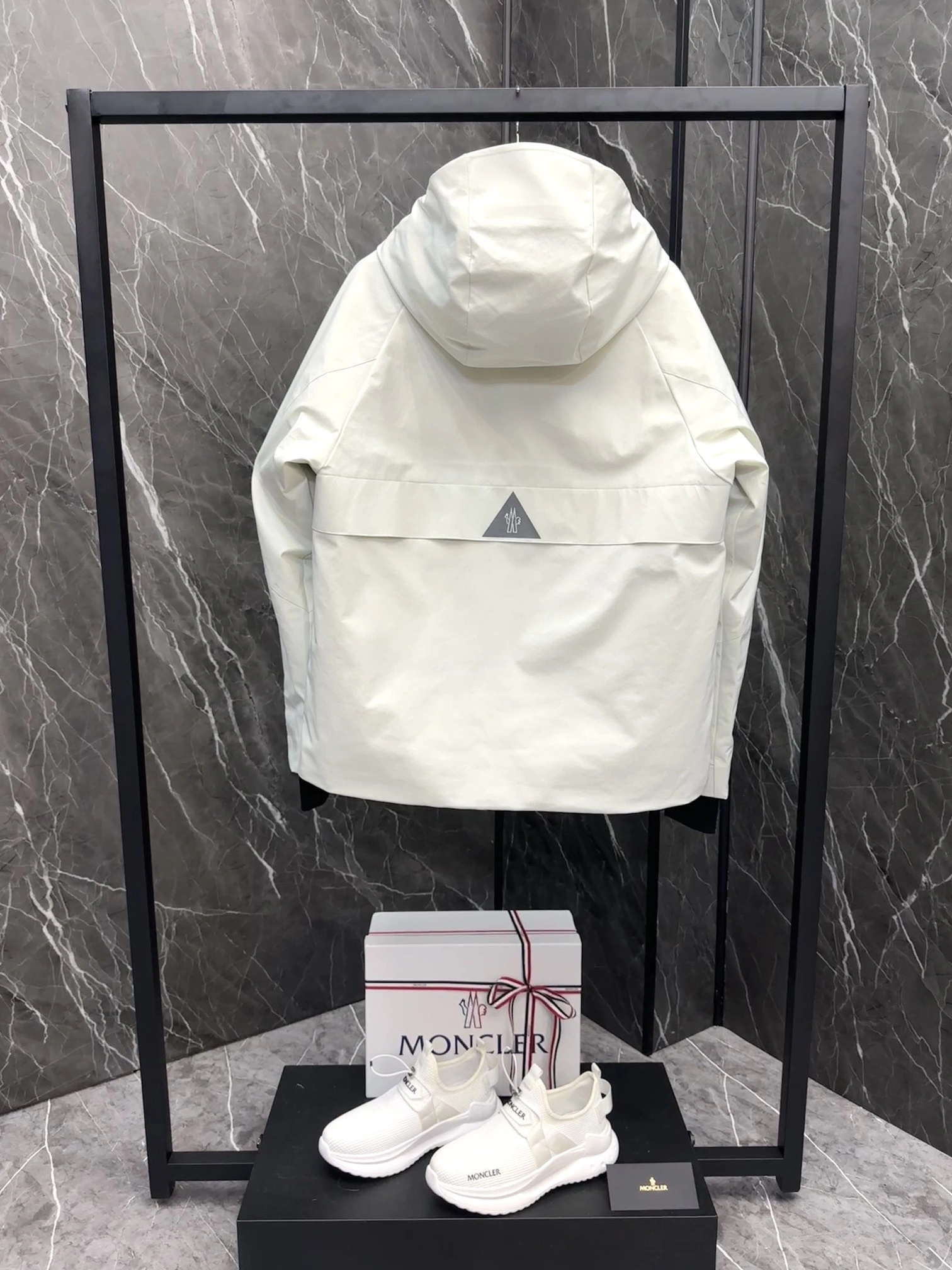 Functional Moncler Down Jackets 145694