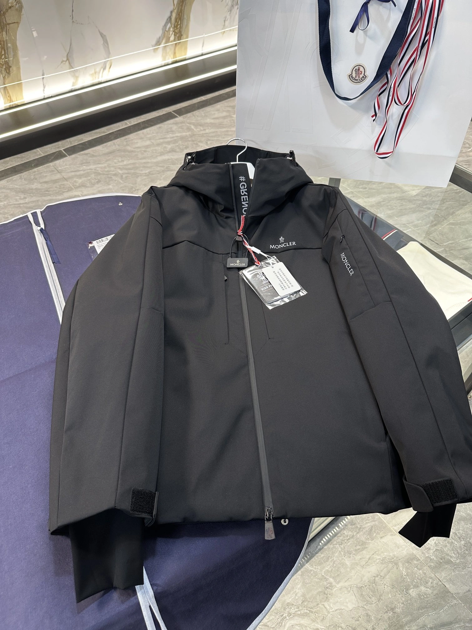 DailyWear Moncler Down Jackets 145690