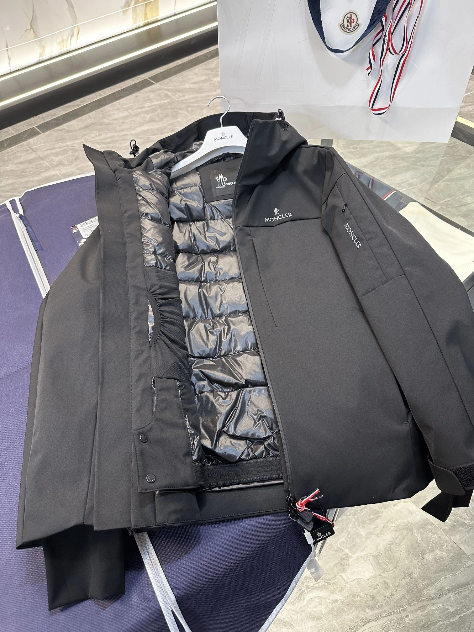 DailyWear Moncler Down Jackets 145690