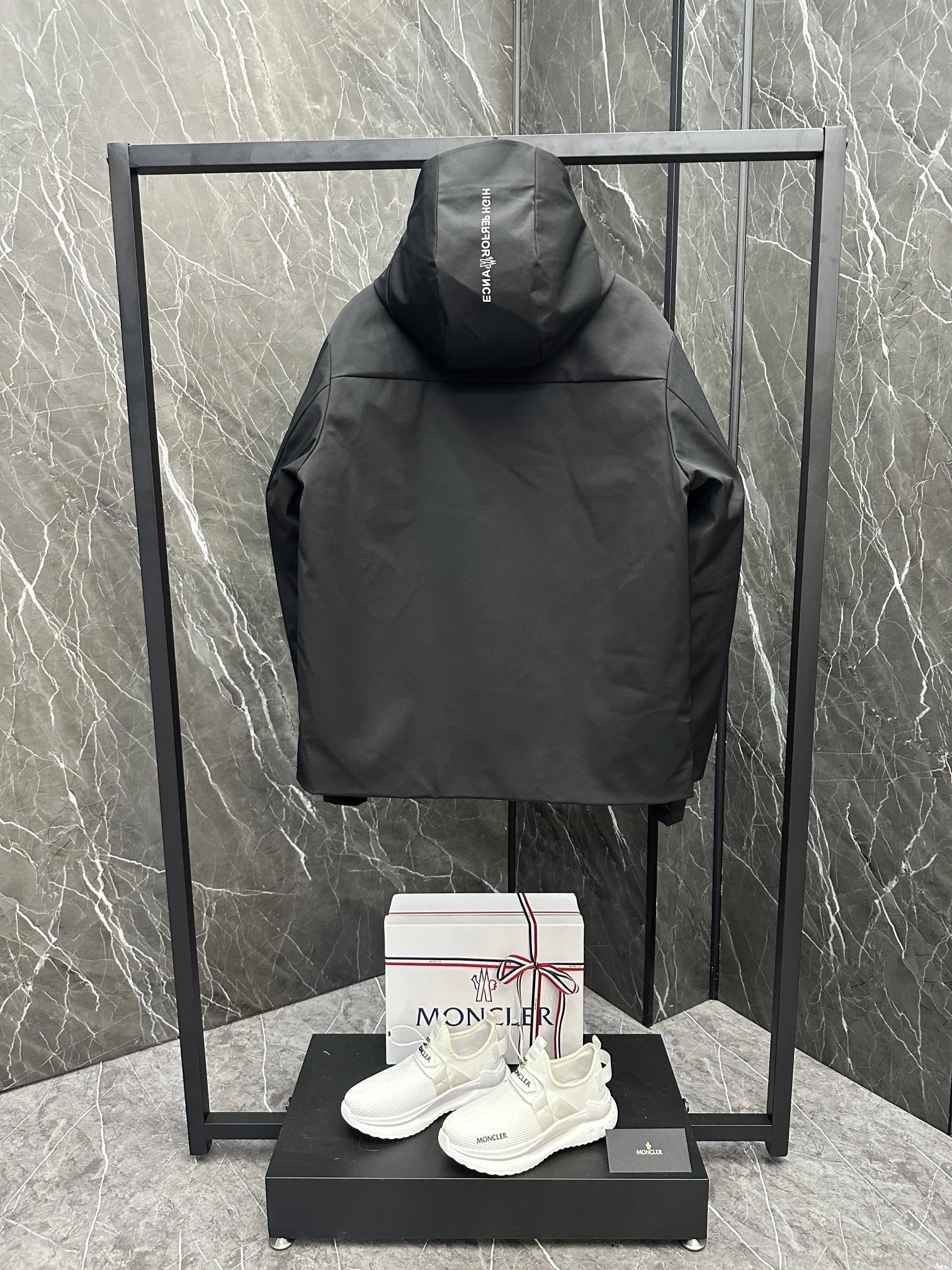 GoAnywhere Moncler Down Jackets 145688