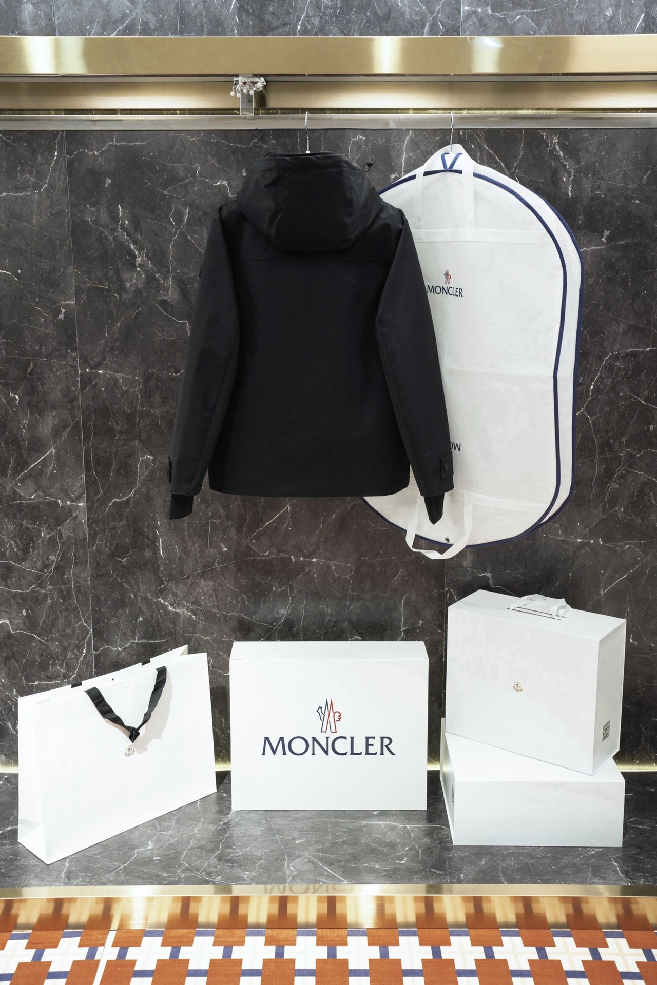 Comfortable Moncler Down Jackets 145678