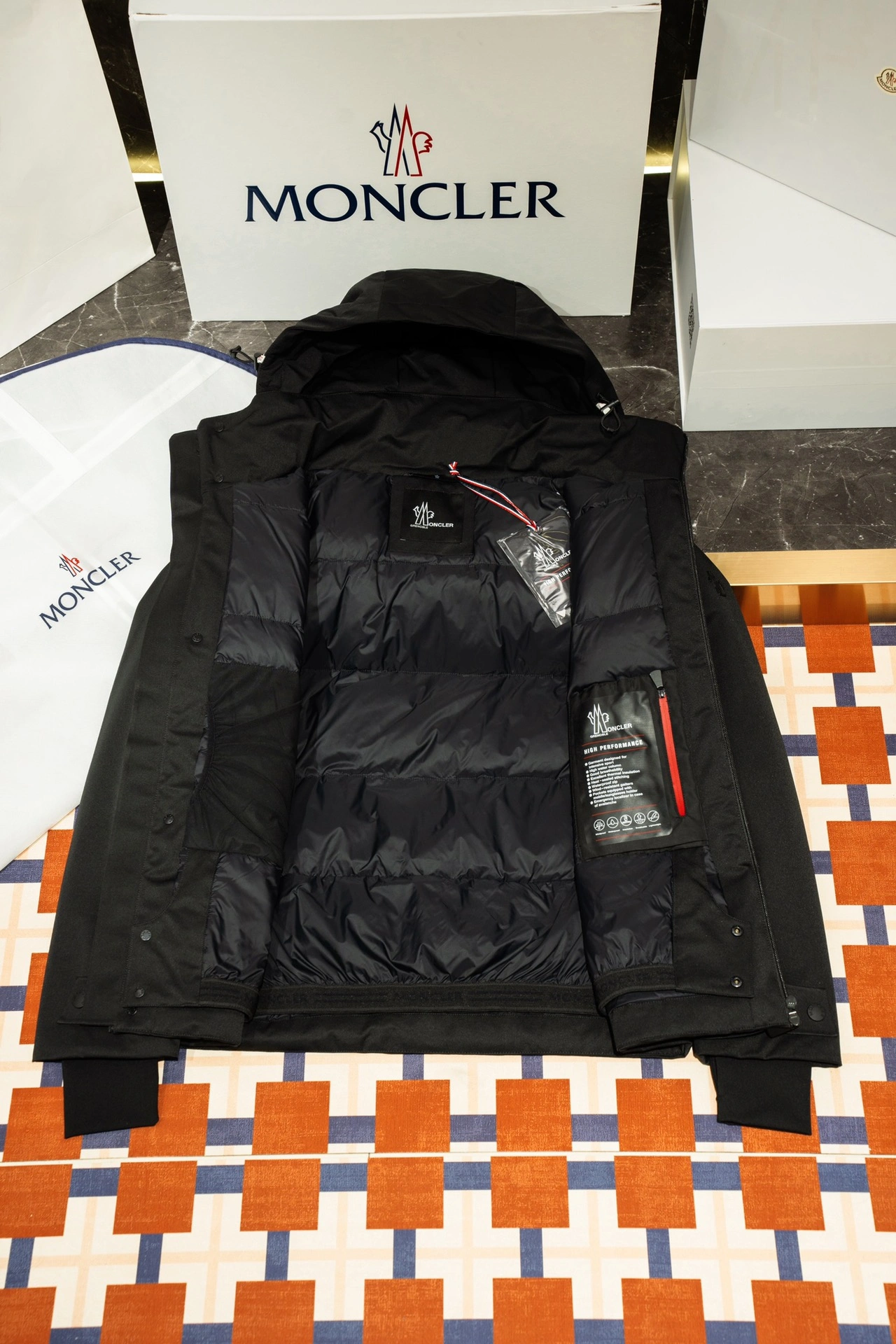 Comfortable Moncler Down Jackets 145678