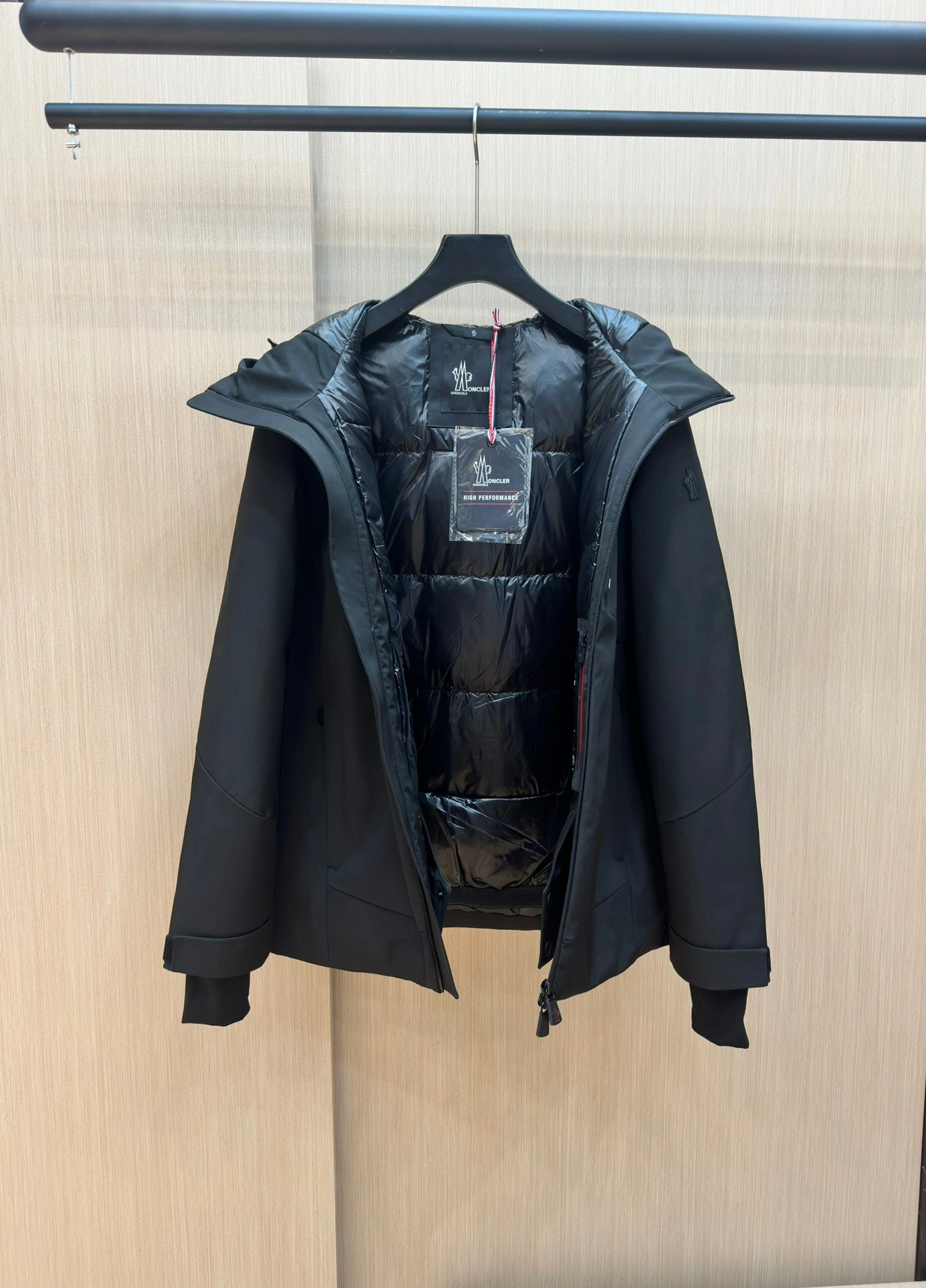 Timeless Moncler Down Jackets 145672