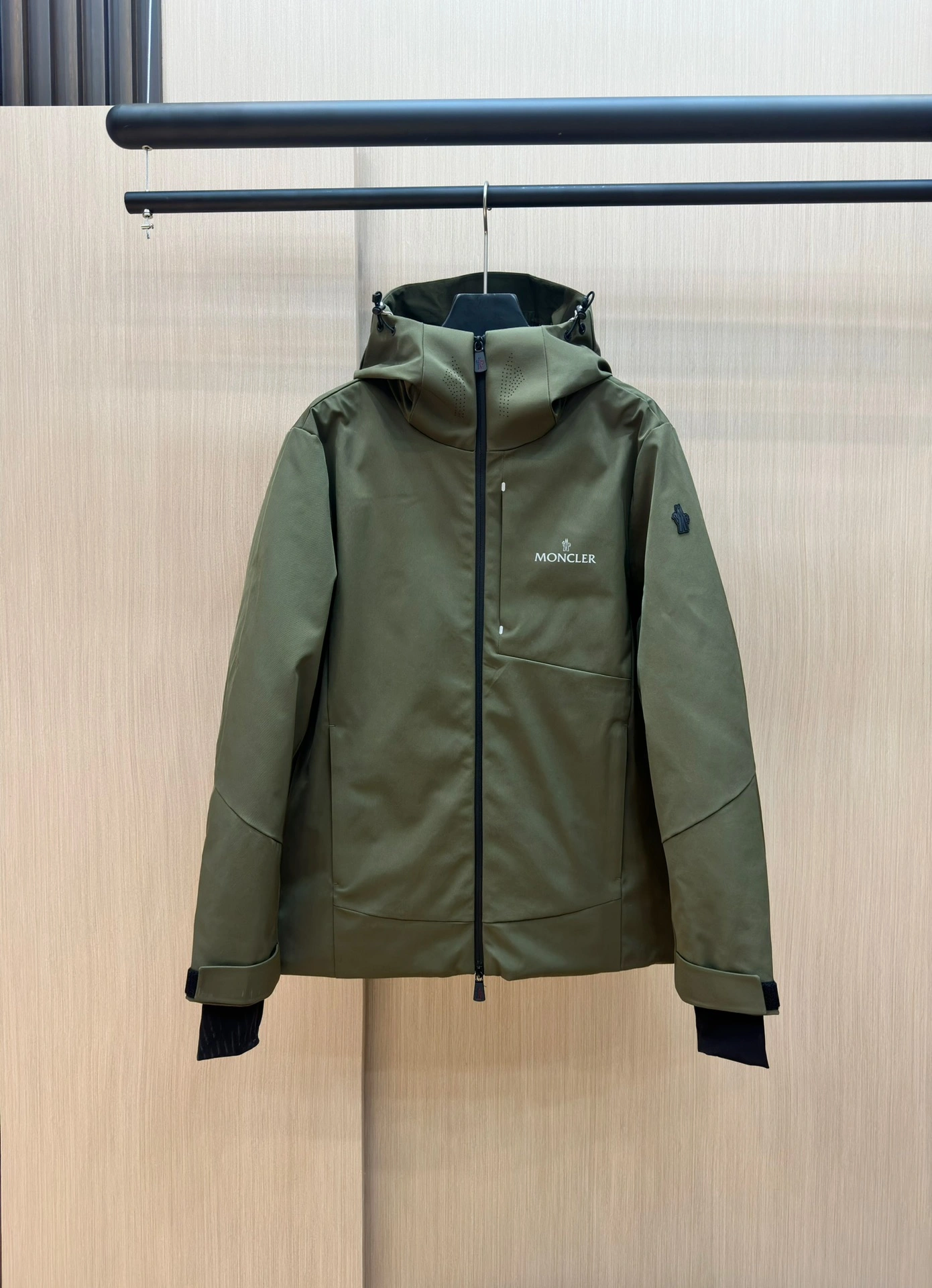 Moncler Down Jackets GoodFit 145665