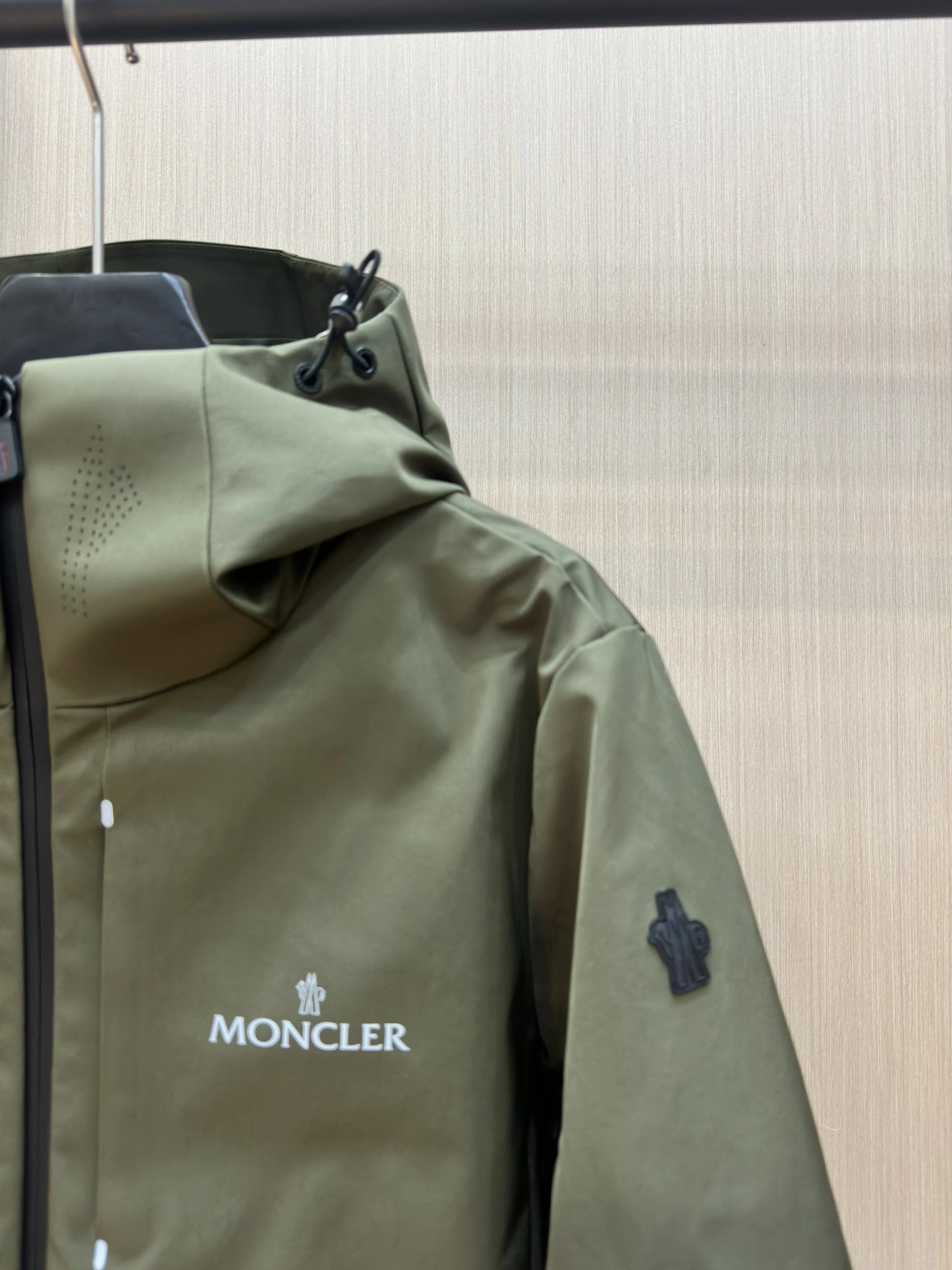 Moncler Down Jackets GoodFit 145665