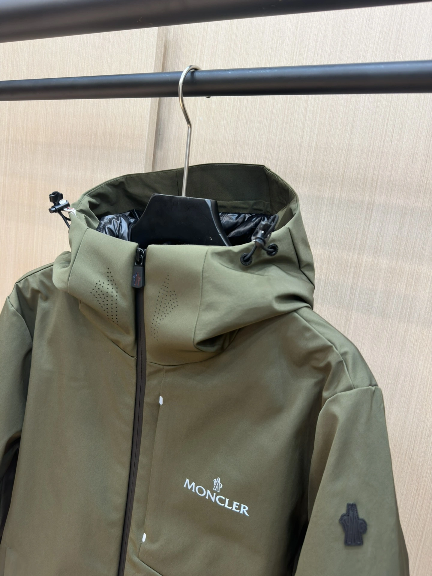 Moncler Down Jackets GoodFit 145665