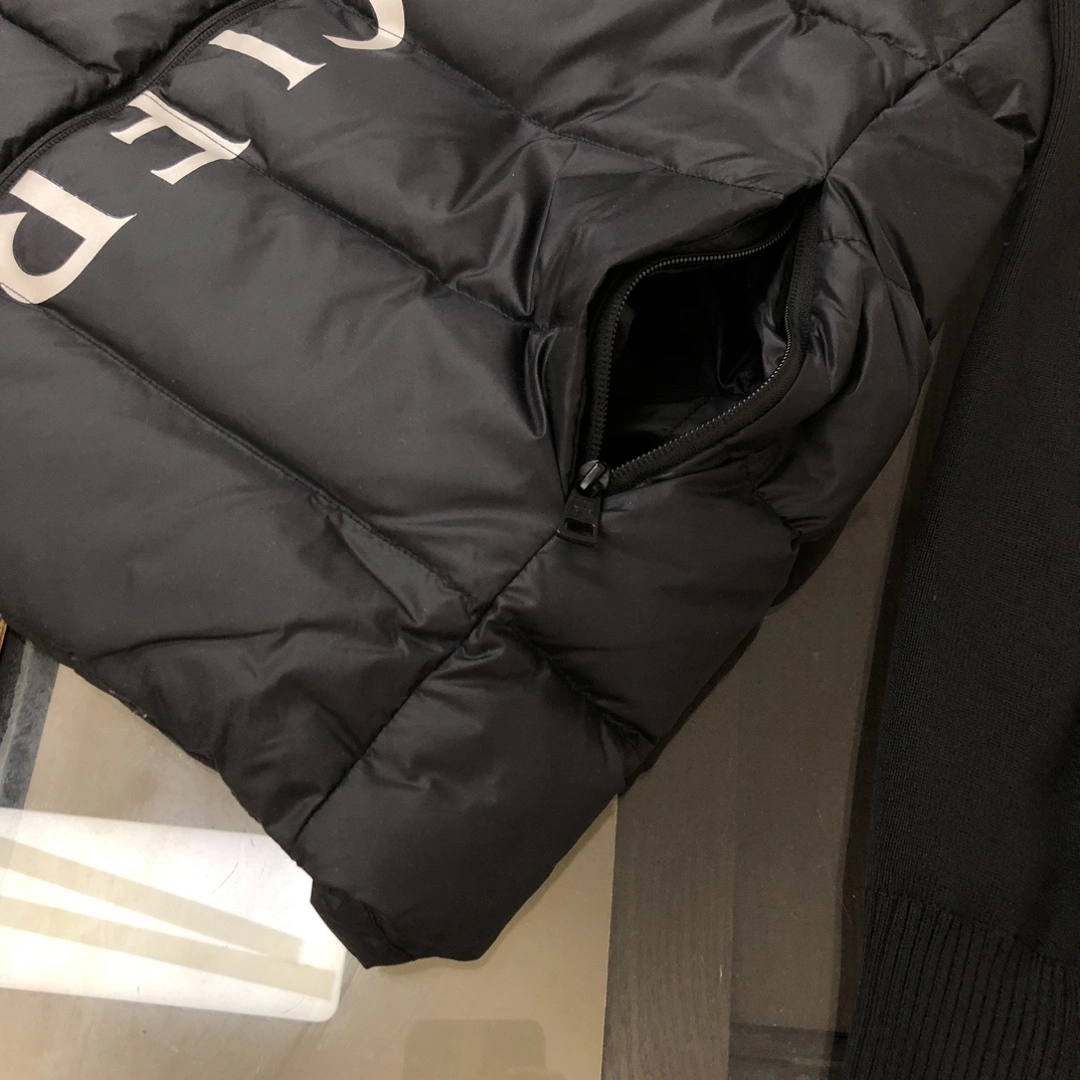 EyeCatching Moncler Down Jackets 145668