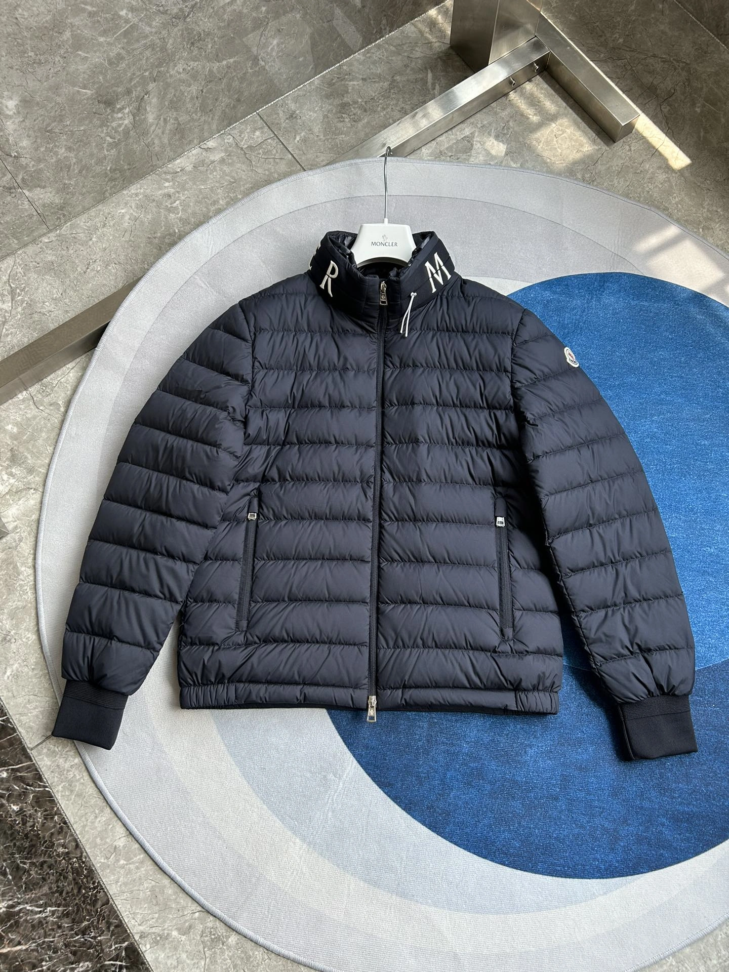 Moncler Down Jackets Popular 145674
