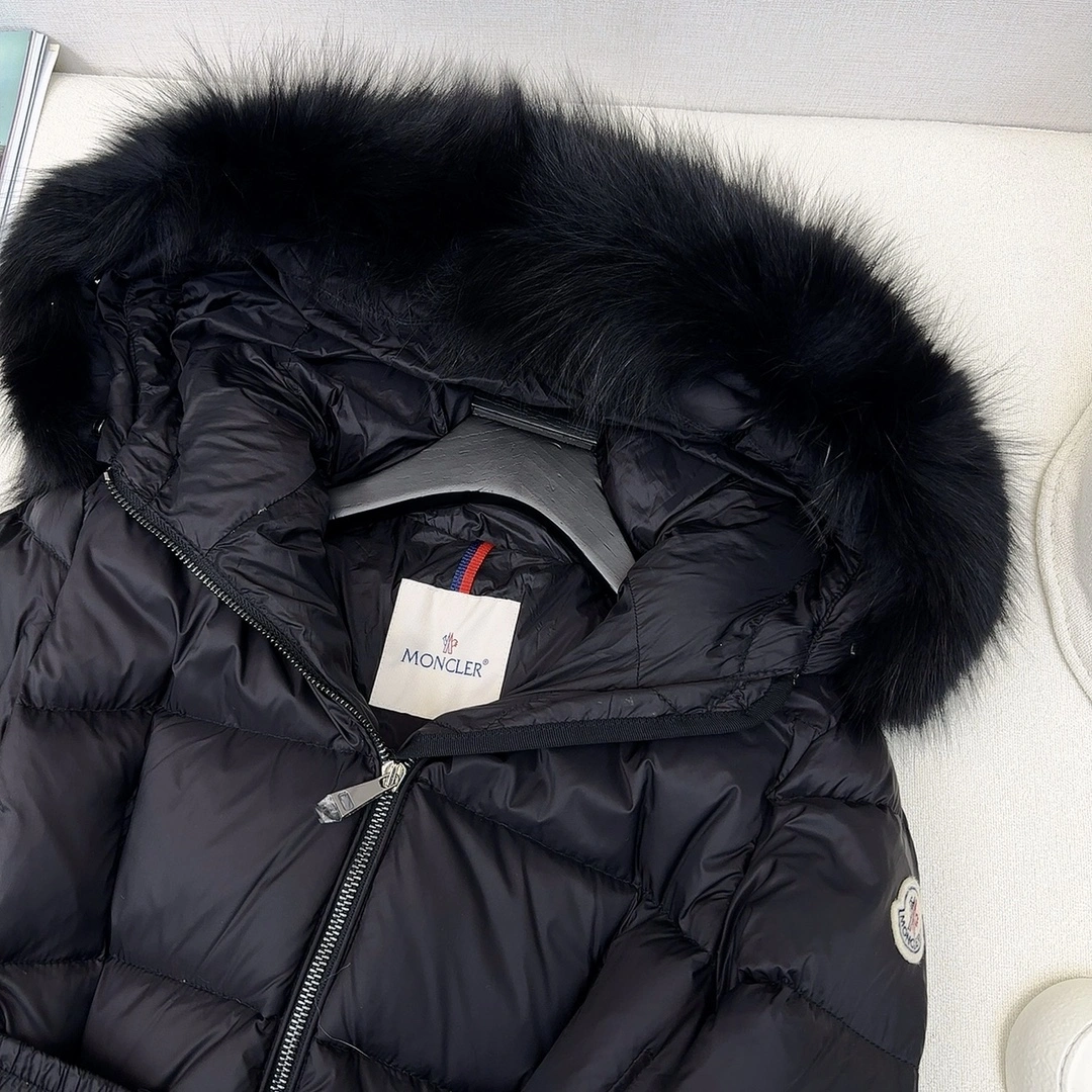 Moncler Down Jackets Timeless 145724