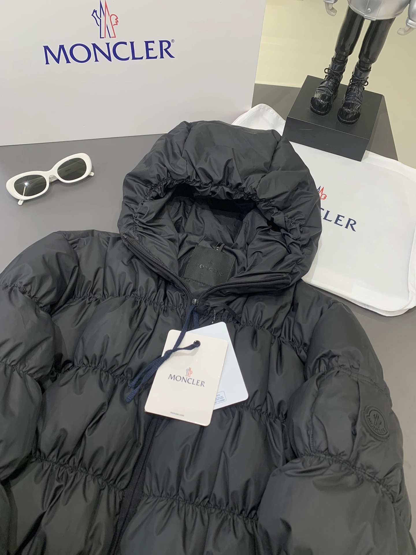 Comfortable Moncler Down Jackets 145669