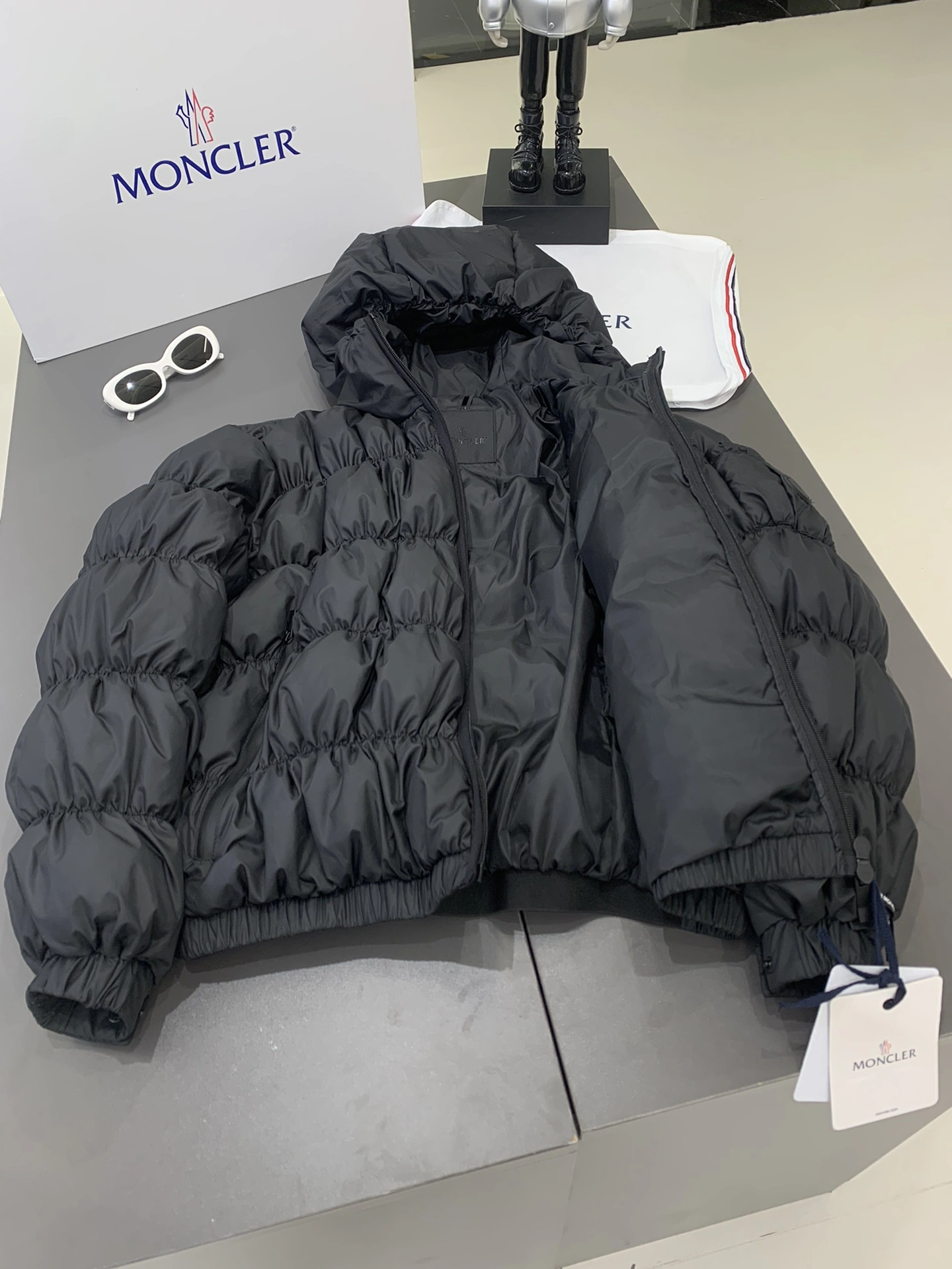 Comfortable Moncler Down Jackets 145669