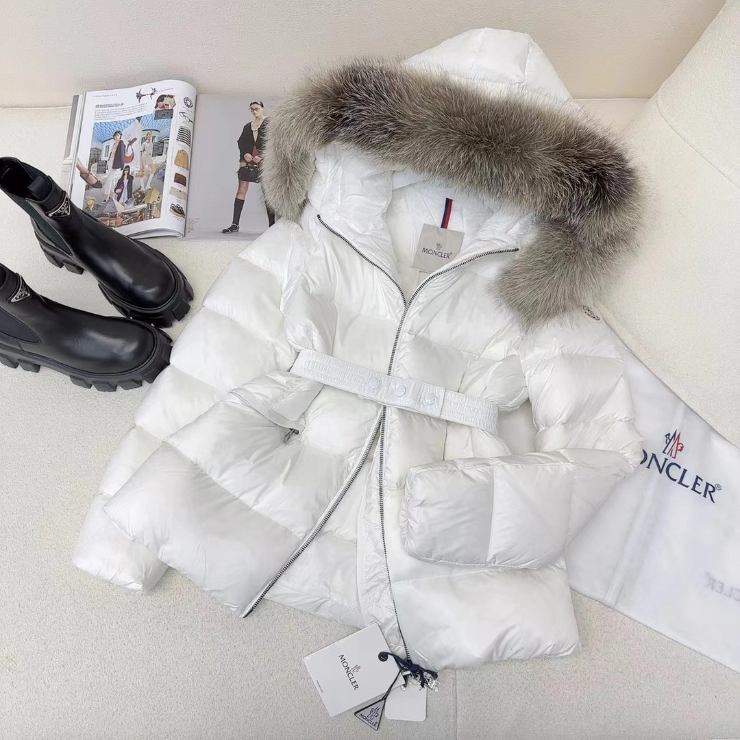 Practical Moncler Down Jackets 145667