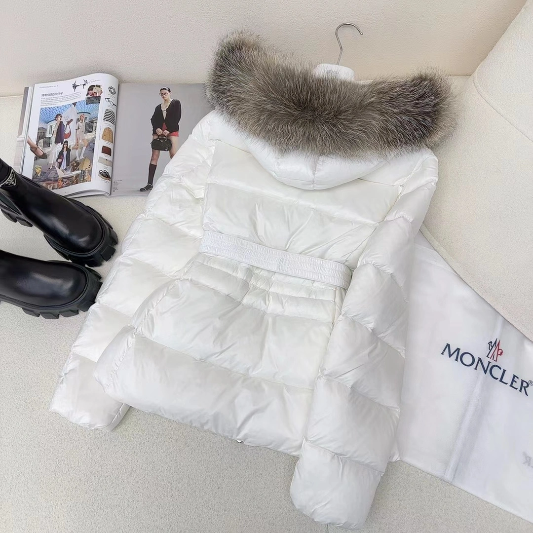 Practical Moncler Down Jackets 145667
