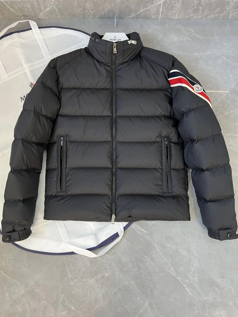 Sleek Moncler Down Jackets 145291