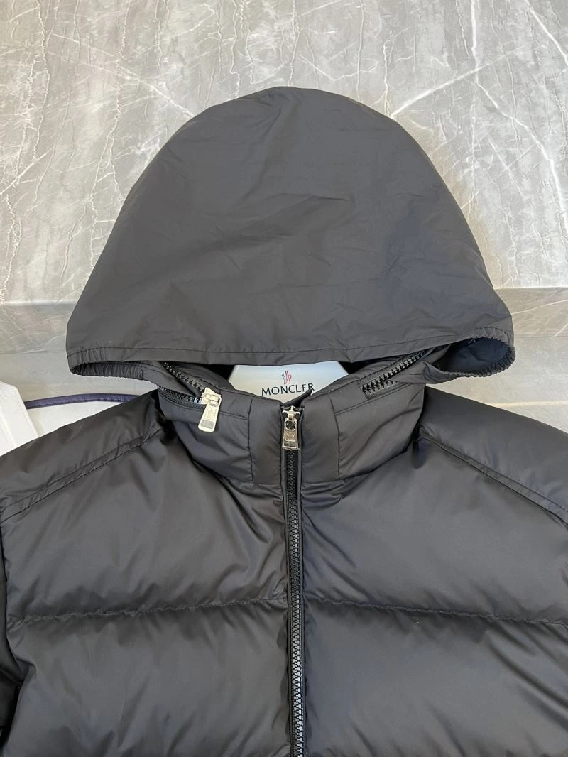 Sleek Moncler Down Jackets 145291