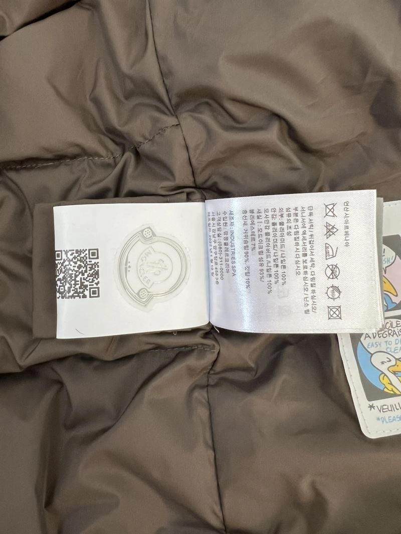 Moncler Down Jackets Soft 145268