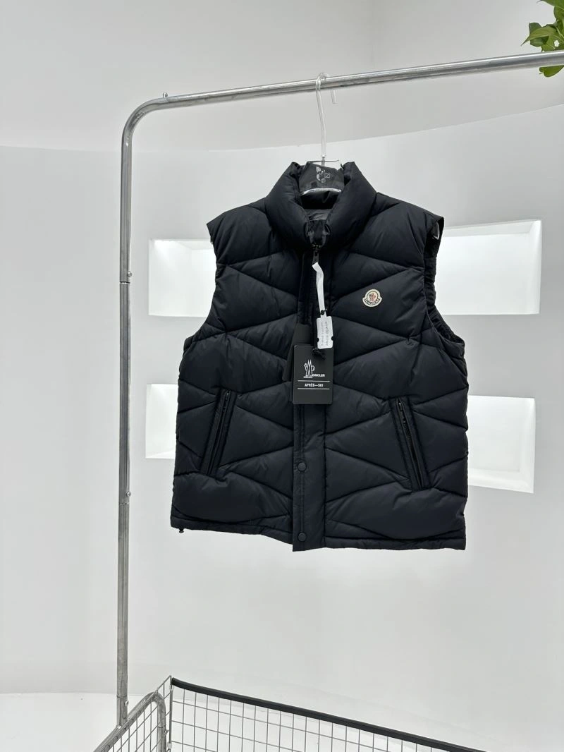 Moncler Down Jackets Durable 145261