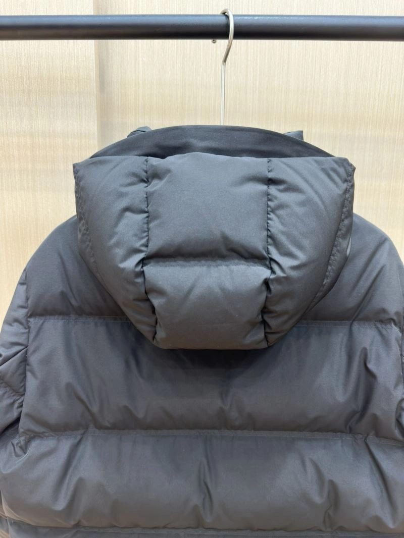 WellDesigned Moncler Down Jackets 145248
