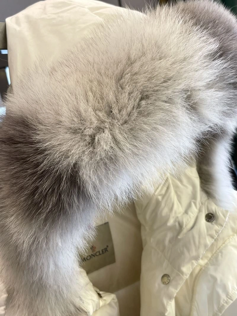 Moncler Down Jackets GoodFit 145242